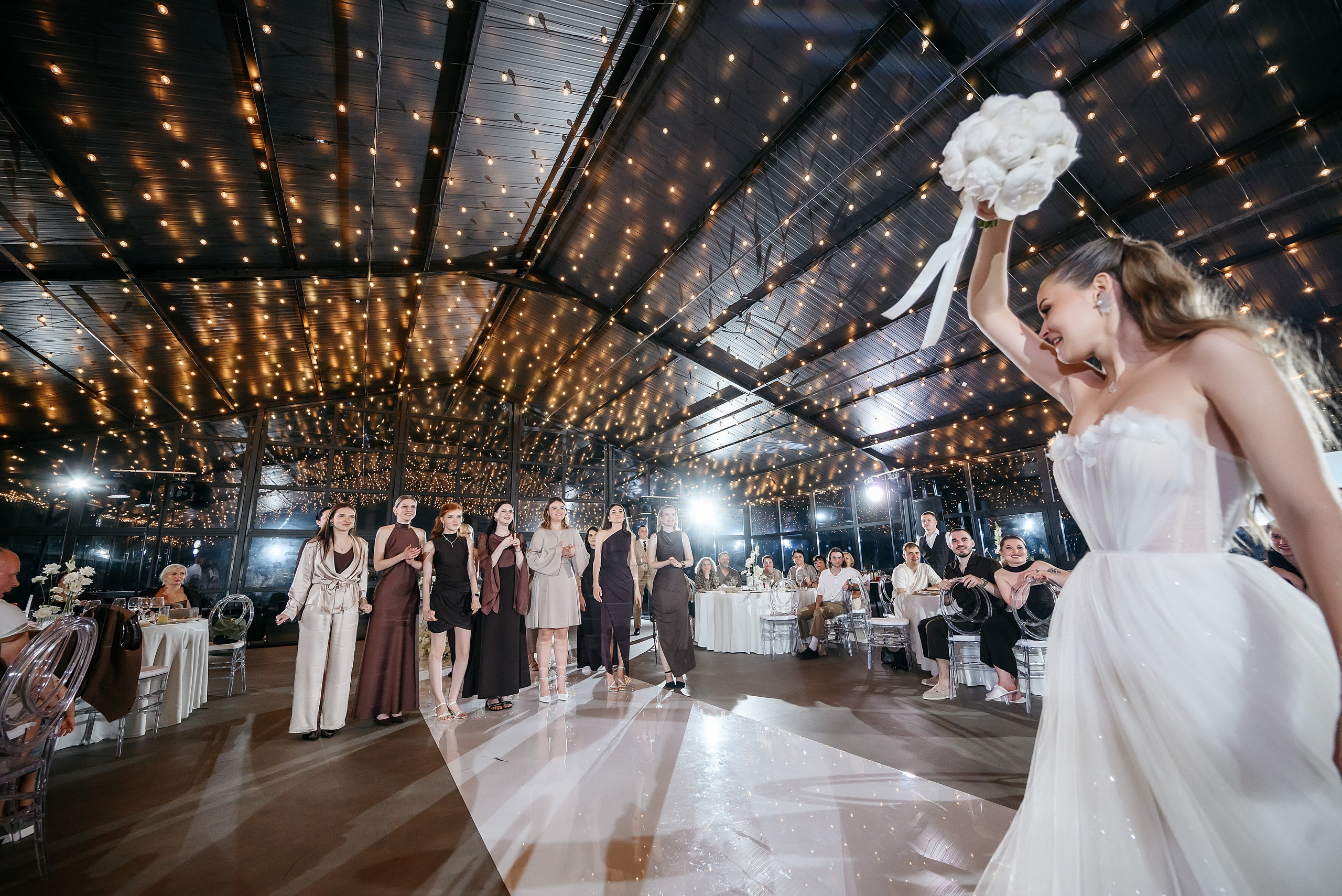 Костя и Вика. Ведущий на свадьбу в Москве Зубков Алексей