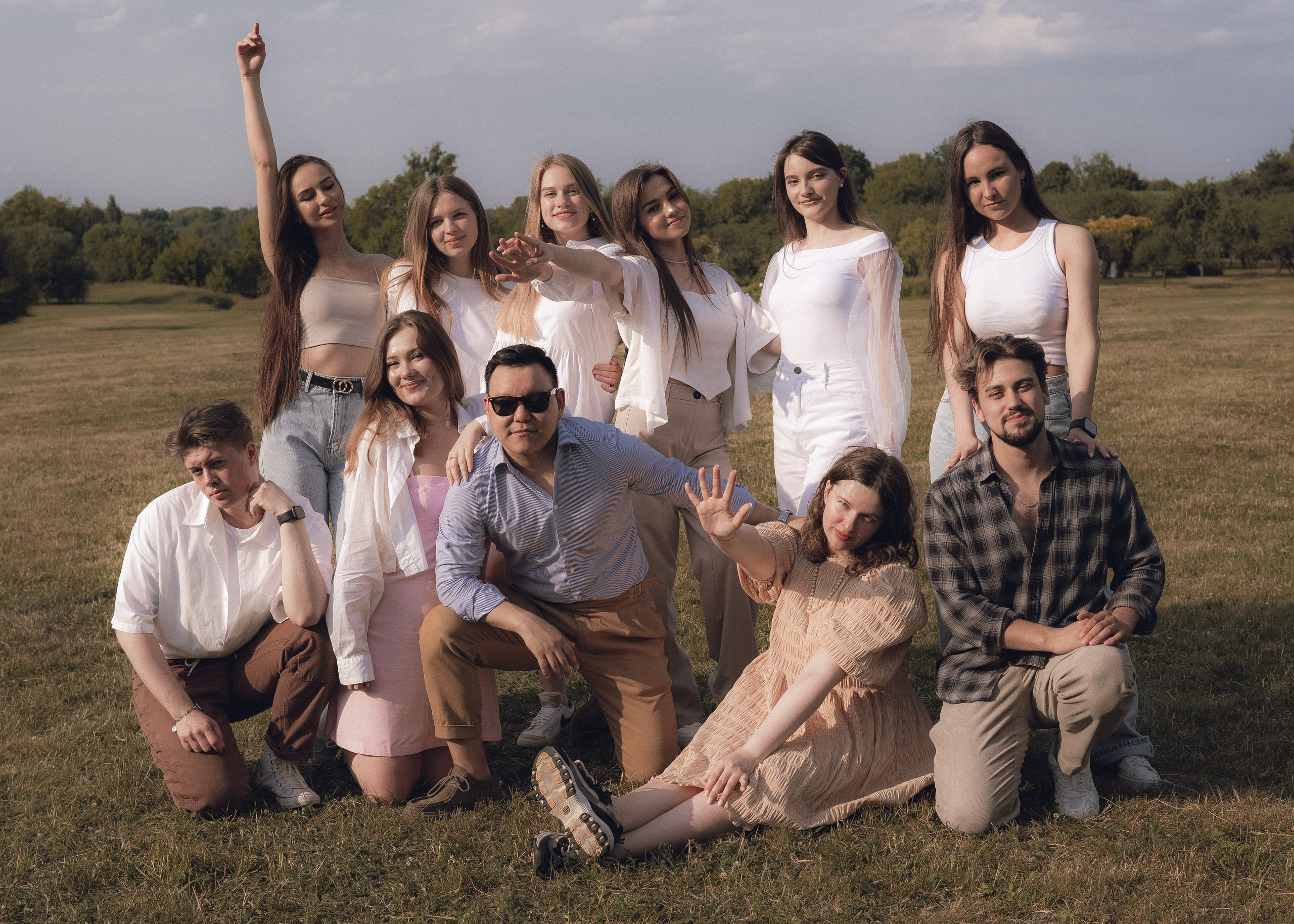 Группа выпускников. Frojul