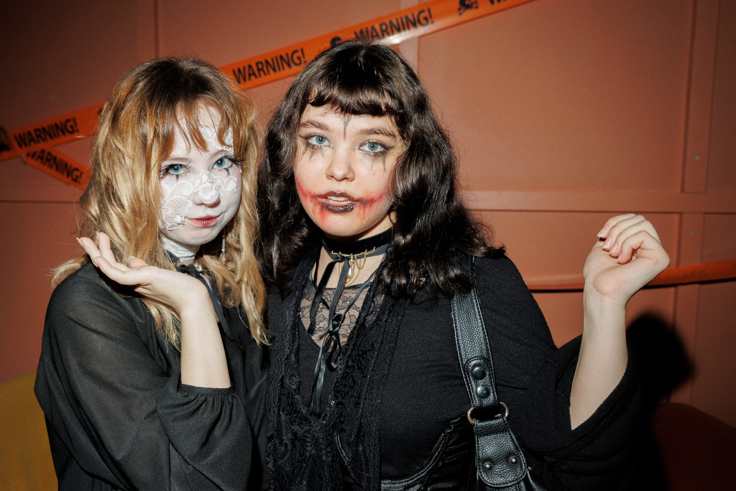 Halloween в баре «Mishka». Портретный фотограф Алина Хаунина