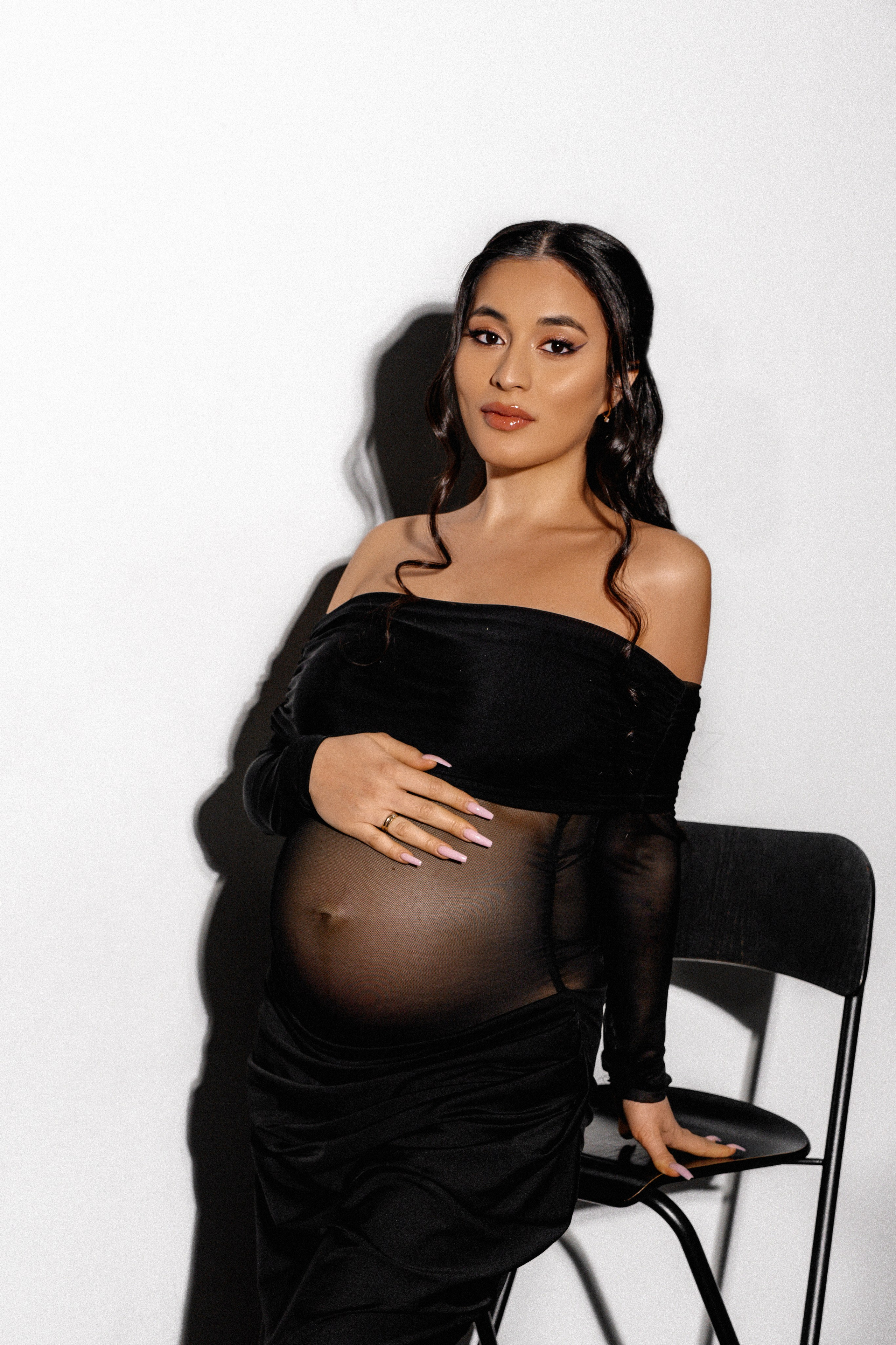 Радость внутри: красота будущей мамы. Ваш семейный фотограф в Минске — Вика Трегубова