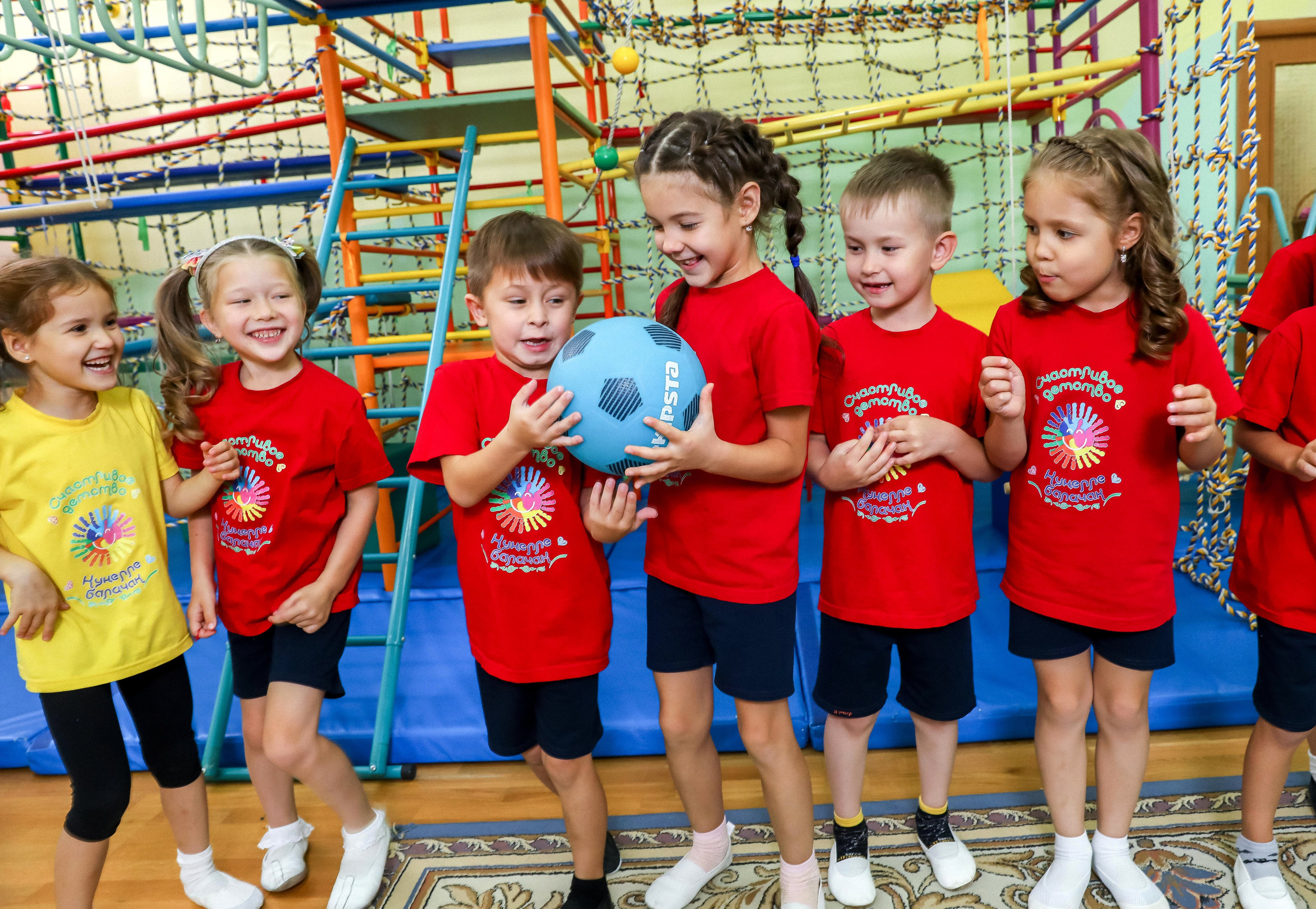 Выпускные альбомы для садика. Выпускные альбомы в Казани фотограф Сергей Жегалов