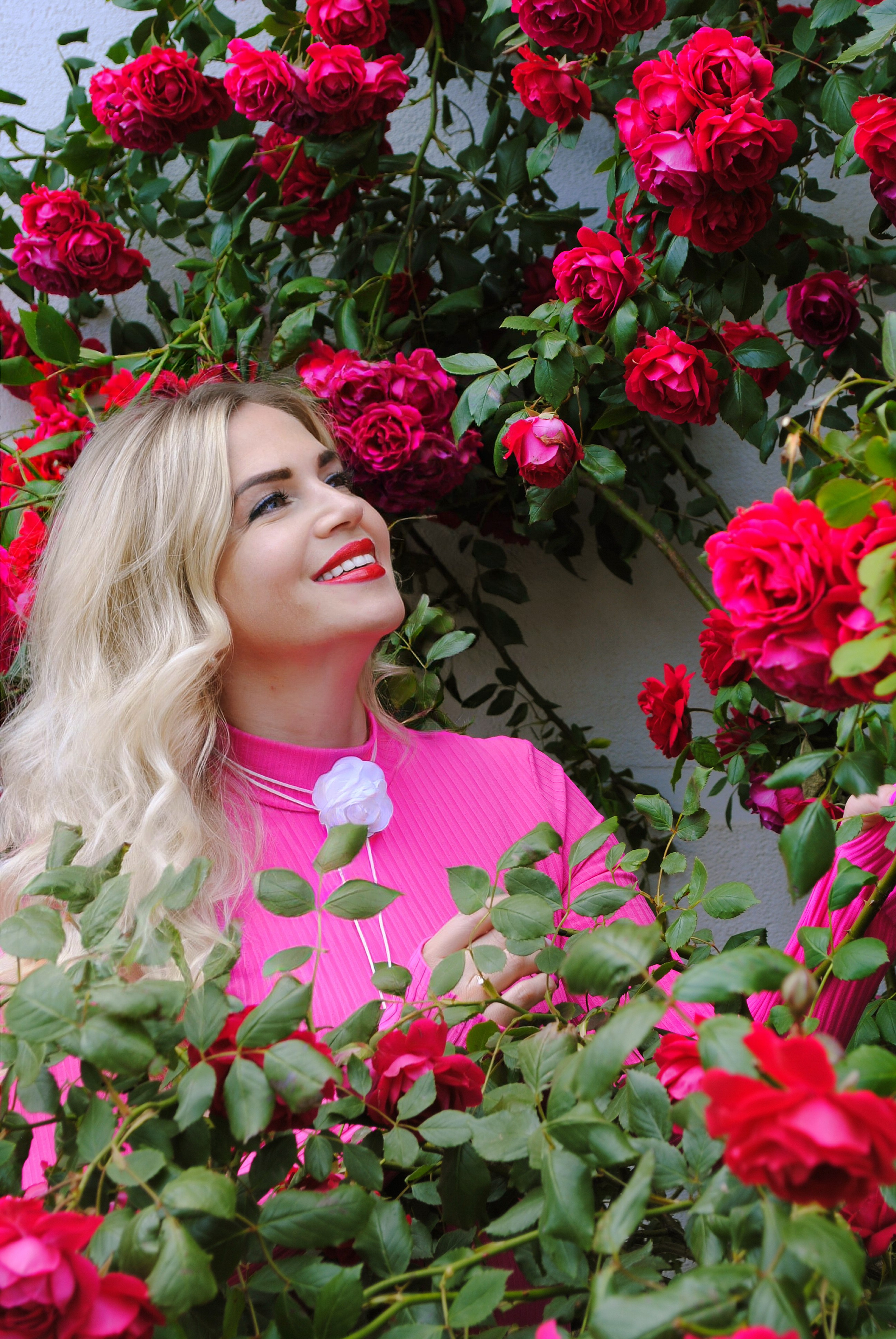 Наталья в розах. Фотограф Мария Мусаелян