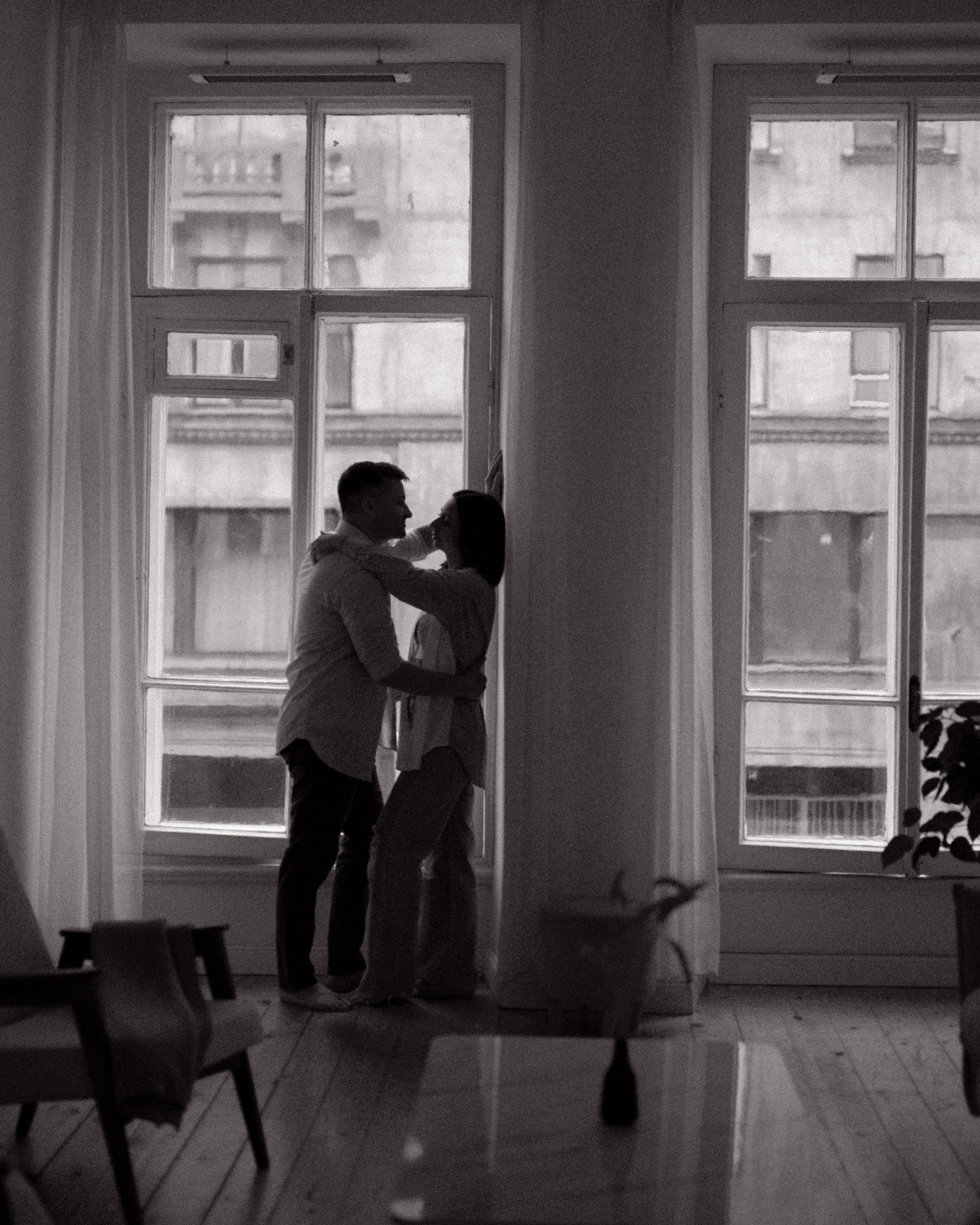 Мы сегодня дома