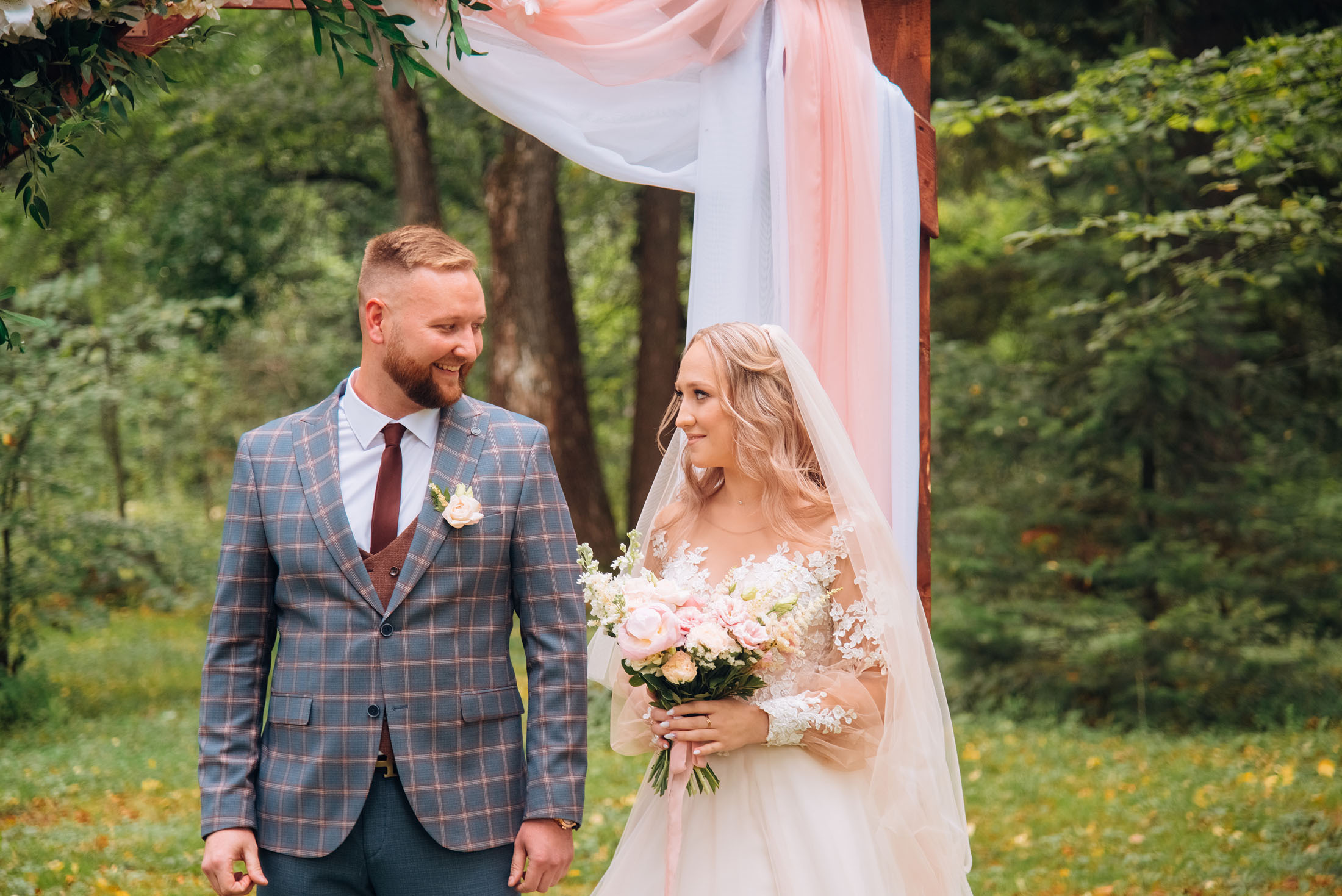 Арина и Антон. Семейный и свадебный фотограф в Нижнем Тагиле, Екатеринбурге Пряничник