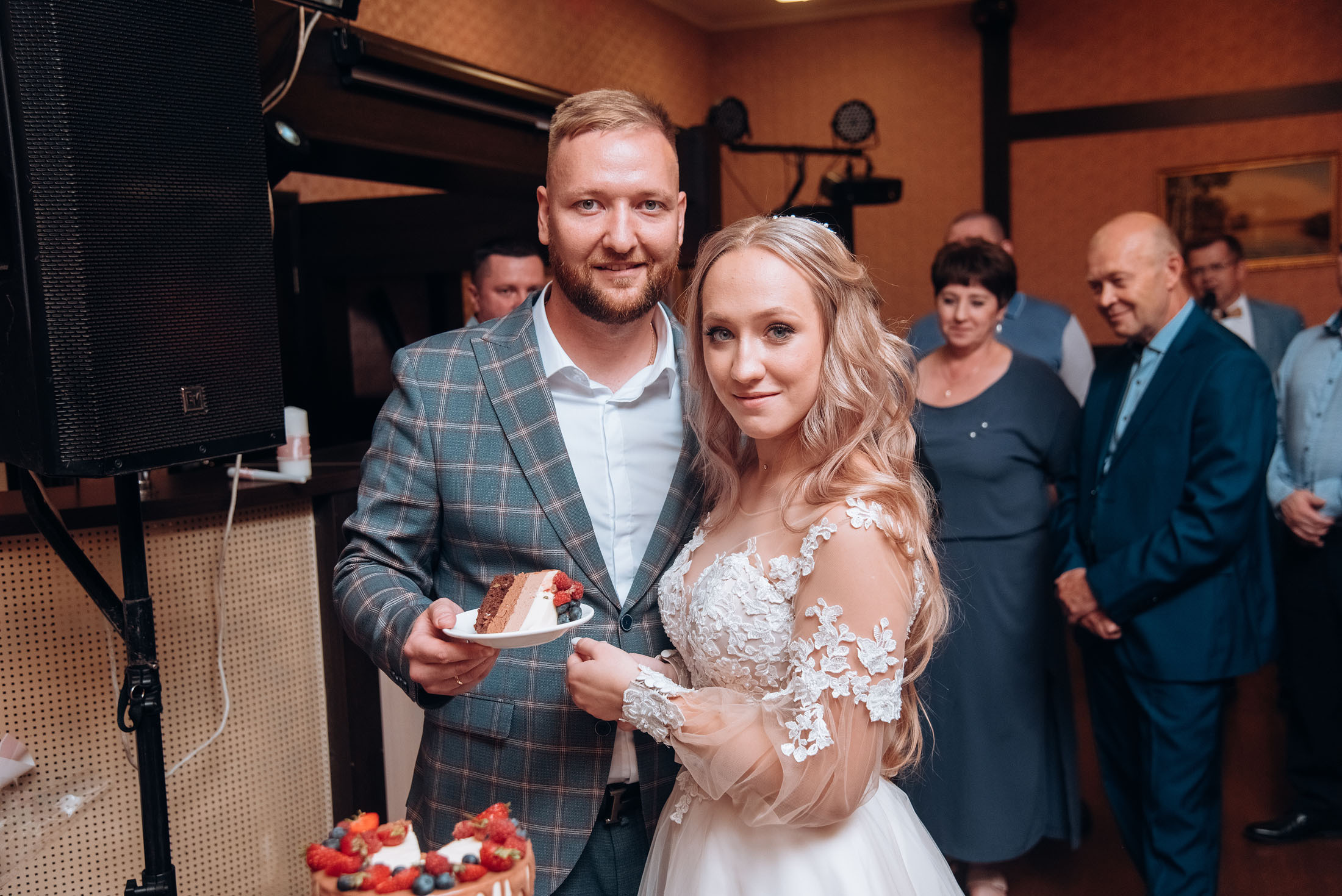 Арина и Антон. Семейный и свадебный фотограф в Нижнем Тагиле, Екатеринбурге Пряничник