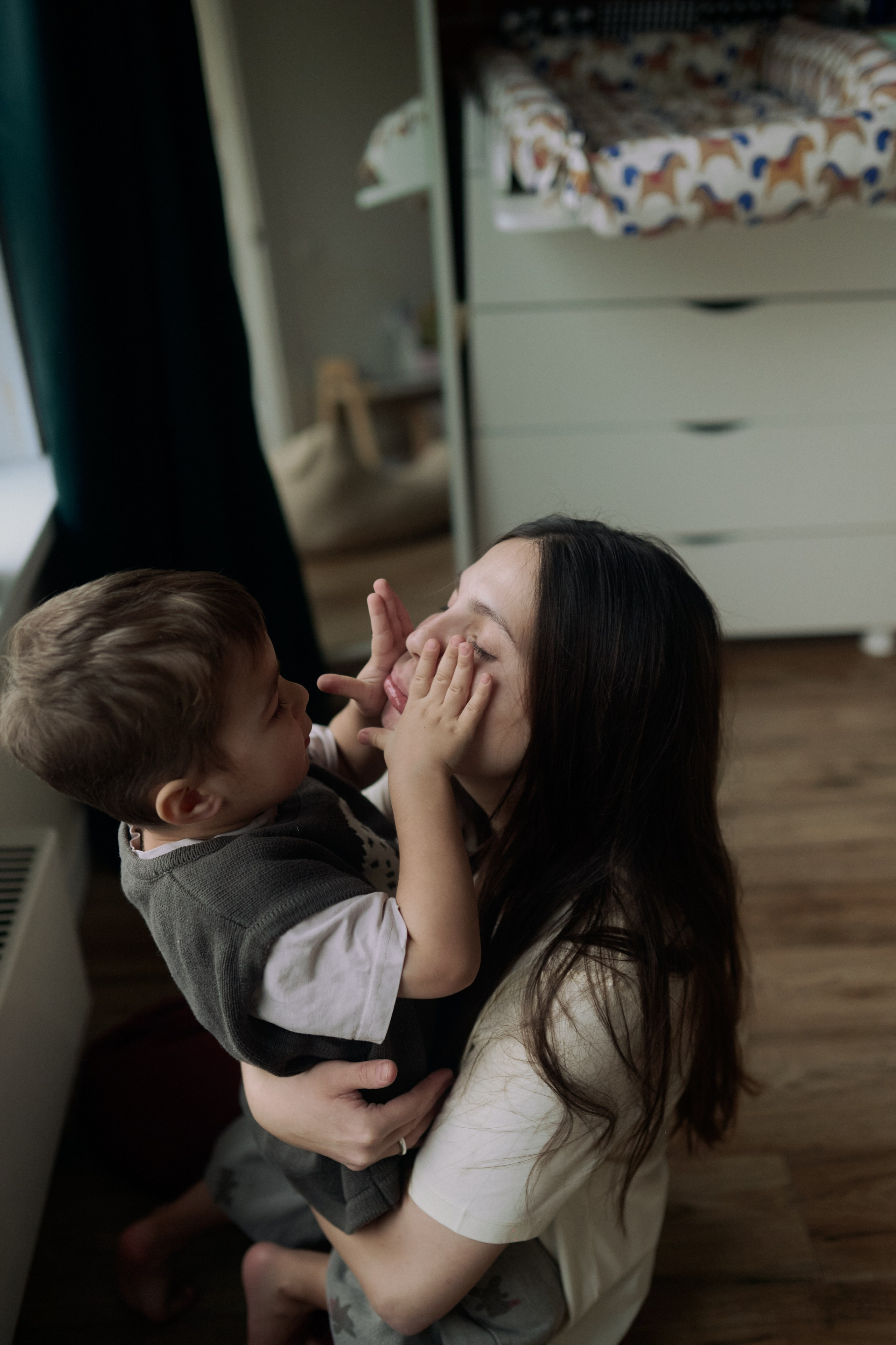 Эмир, Диана, Леон и Амин дома. Семейный и свадебный lifestyle-фотограф в Москве Мария Петрова