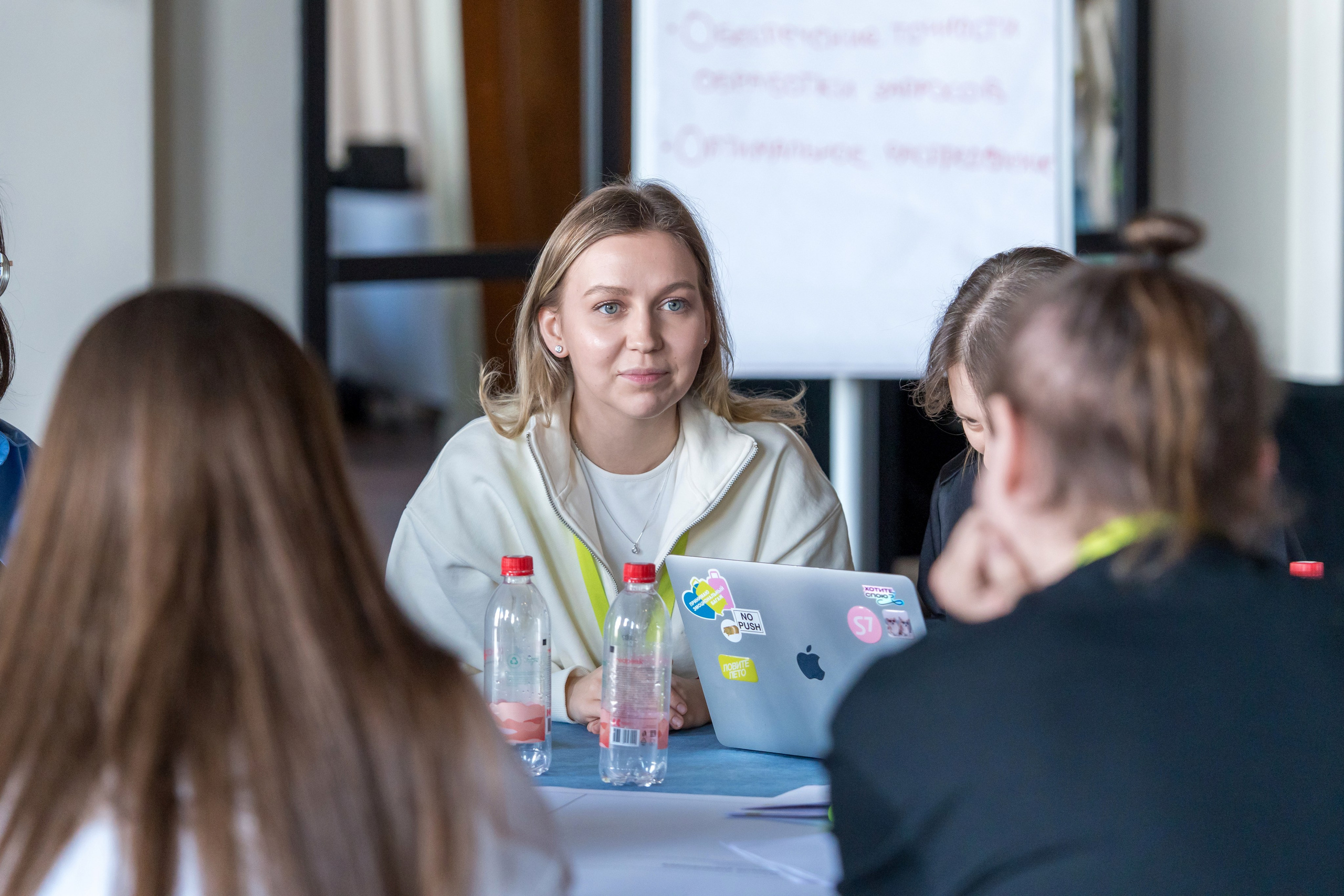 Тренинг для компании S7 Airlines в Красной Поляне. Репортажный фотограф в Красной Поляне и Сочи Павлюченко Екатерина