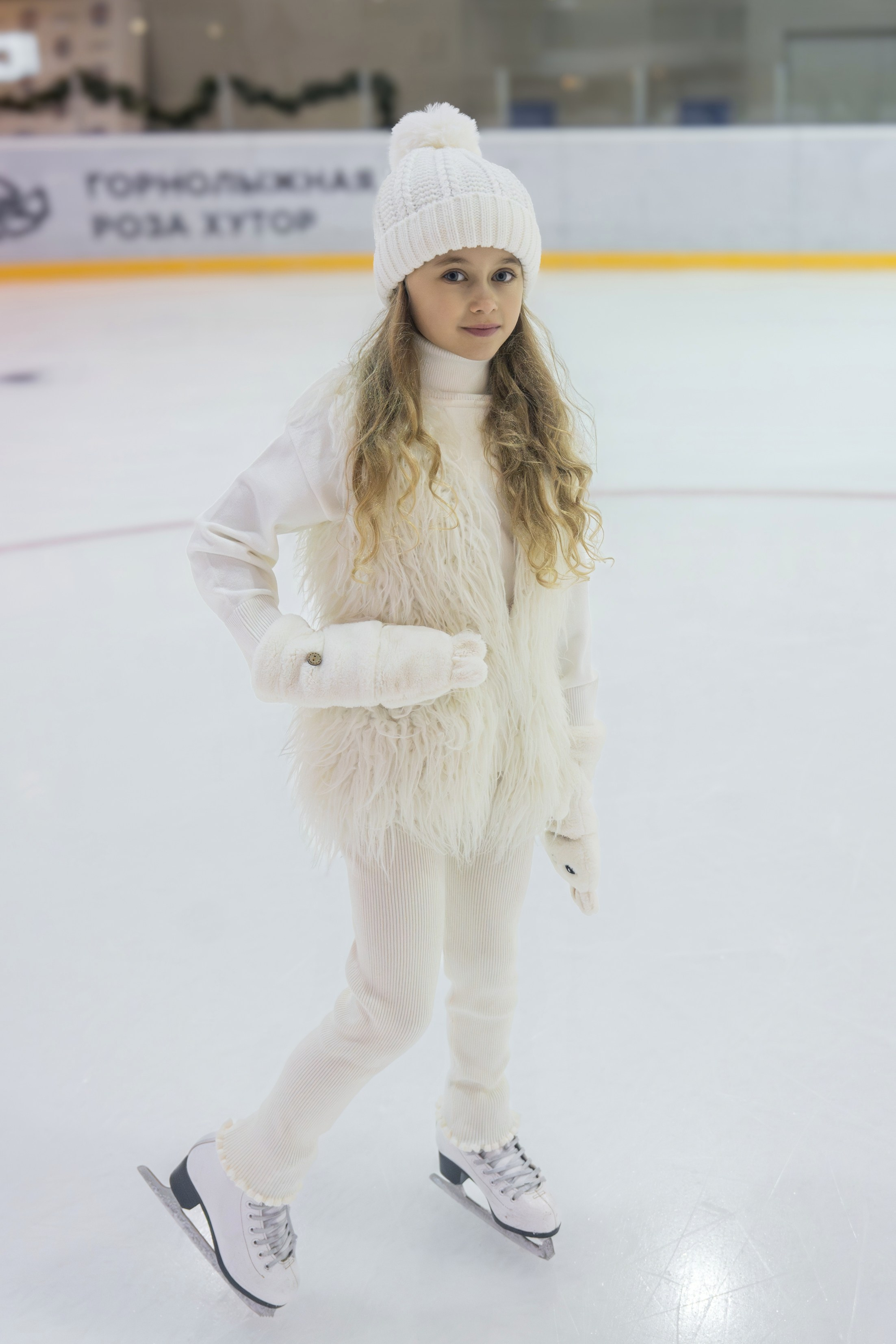 Контент съемка на катке для курорта Роза Хутор. Репортажный фотограф в Красной Поляне и Сочи Павлюченко Екатерина