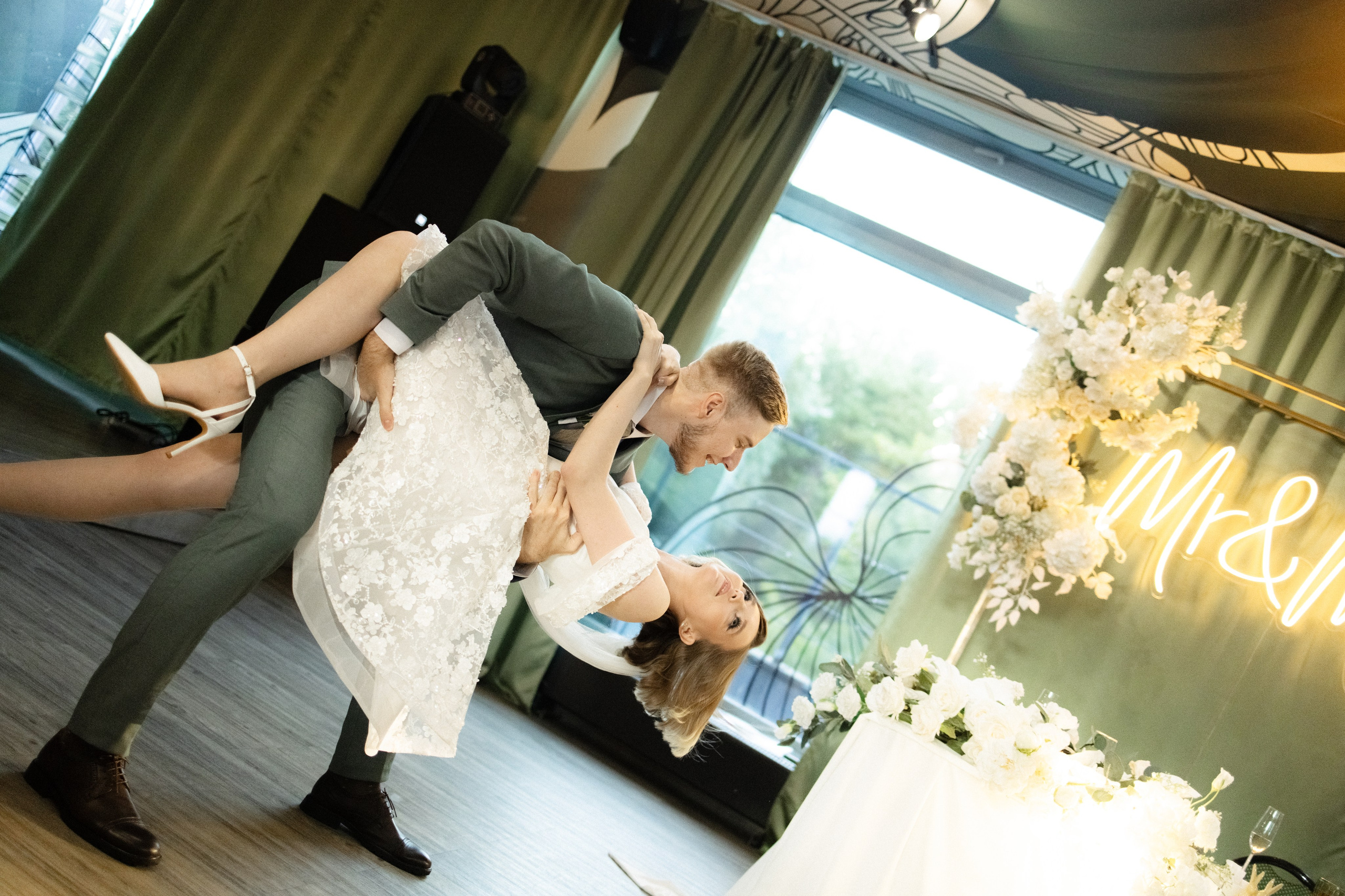 L | A. Свадебный и портретный фотограф в Новосибирске Любовь Исакова