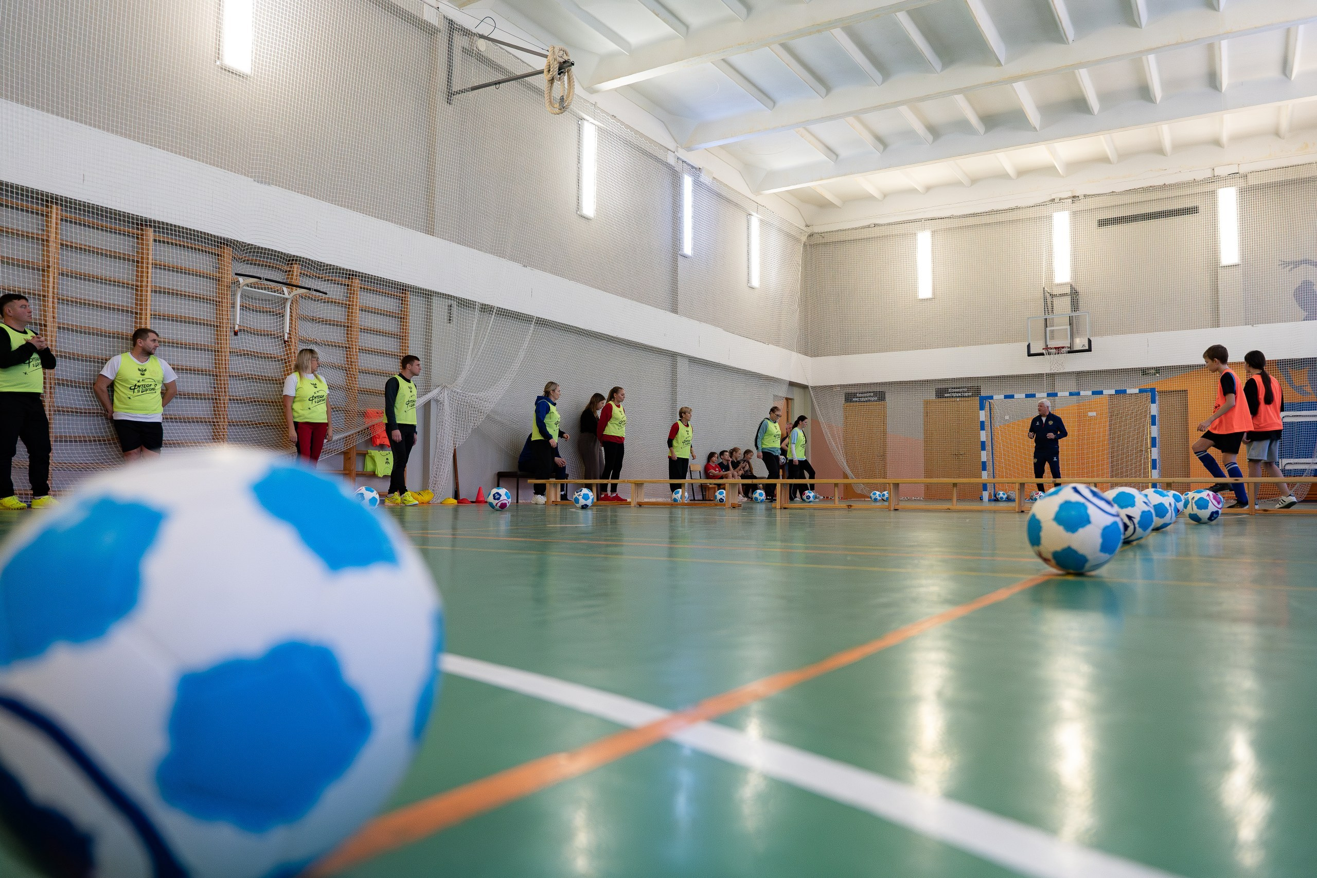 Фестиваль «СИБУР. Урок футбола» в рамках проекта Российского футбольного союза «Футбол в школе». Портретный и репортажный фотограф в Воронеже: Анастасия Пузикова