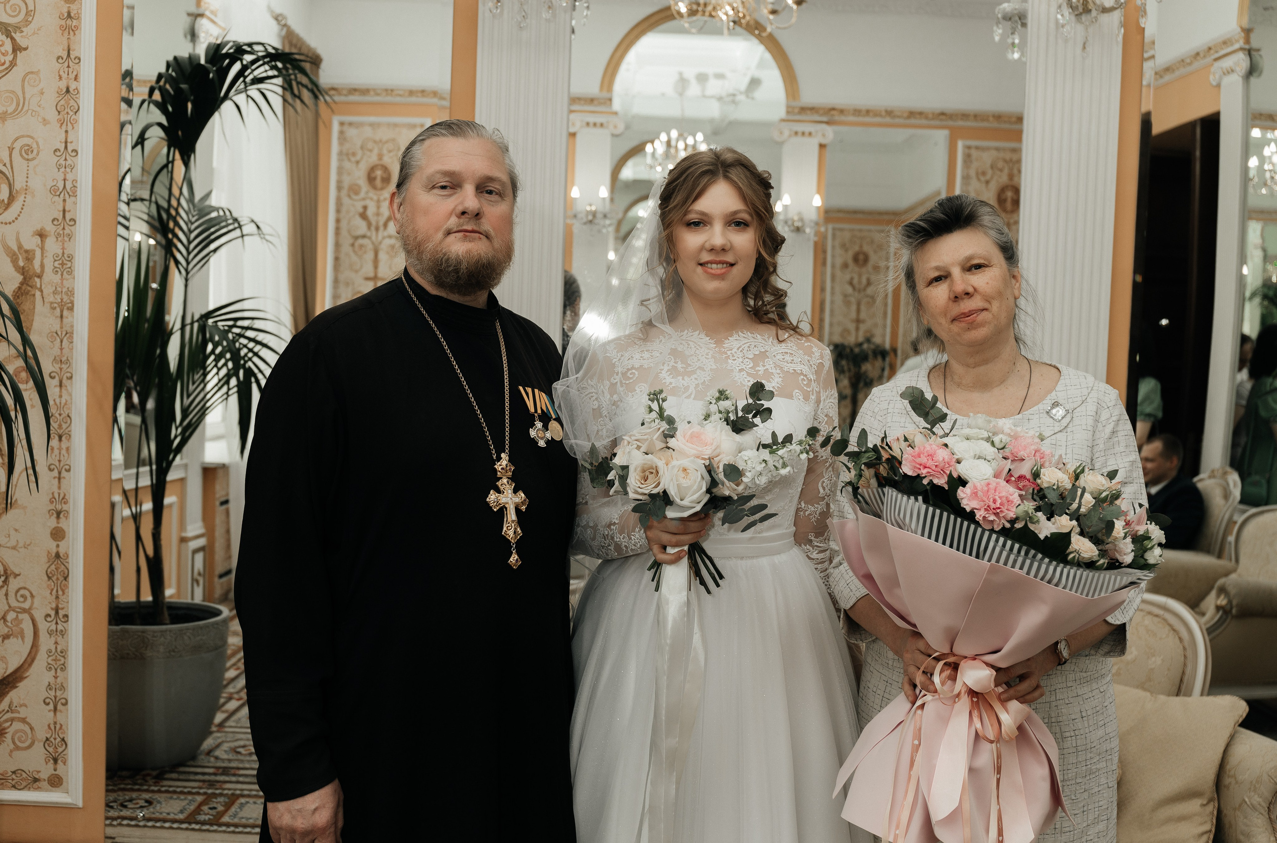 Николай&Серафима (загс грибоедовский пи прогулка в Царицыно). Фотограф в Москве Юлия Хамзина
