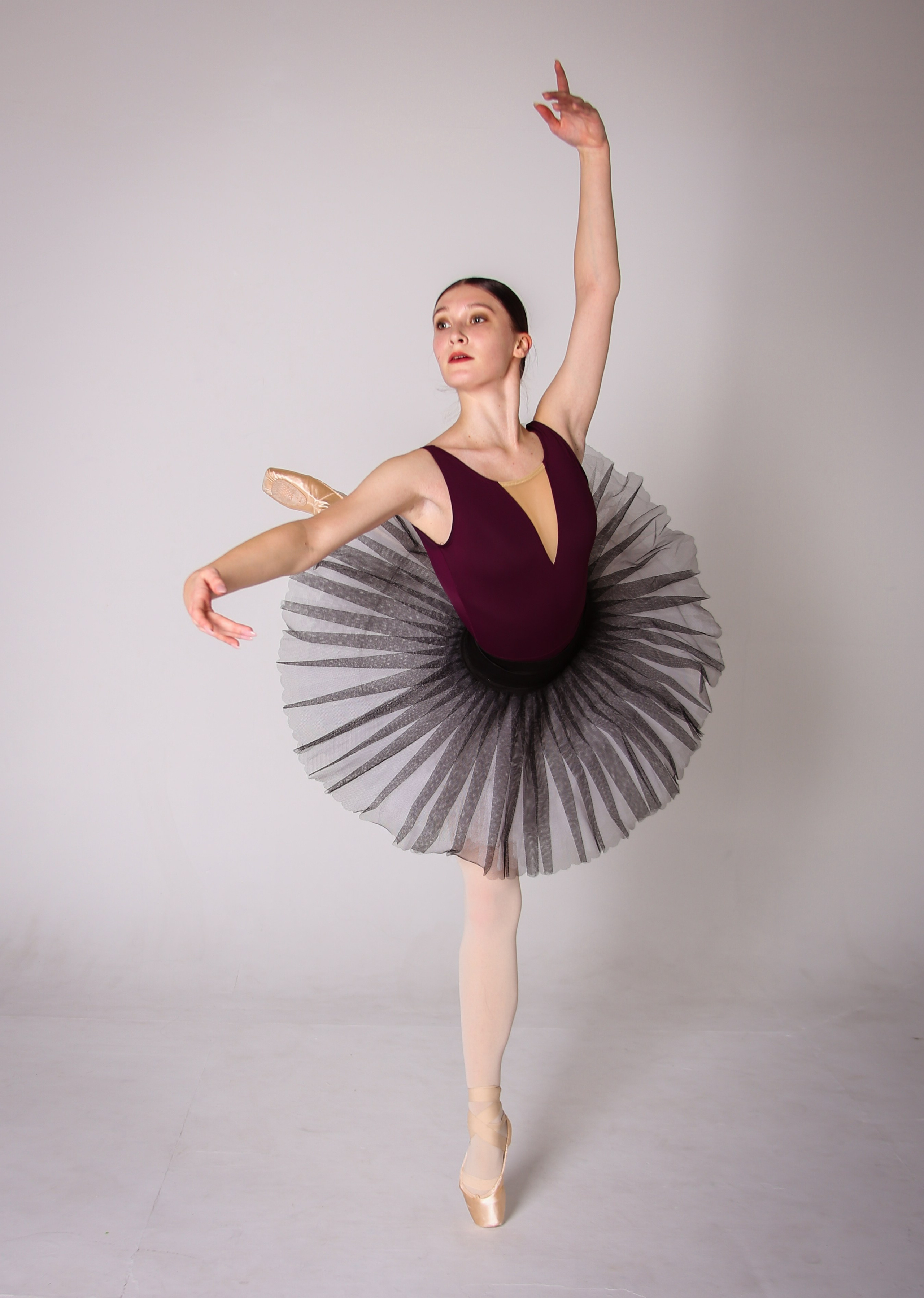 Балерина Екатерина. Фотограф Пермь. Фотосессия в фотостудии Перми и на свежем воздухе