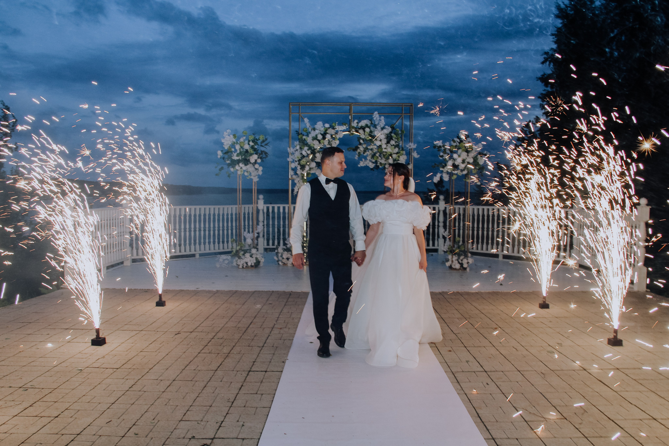 Свадебная история Марии и Владимира. Семейный фотодуэт Ирина и Николай Власьевы. Фотосессии в Новосибирске