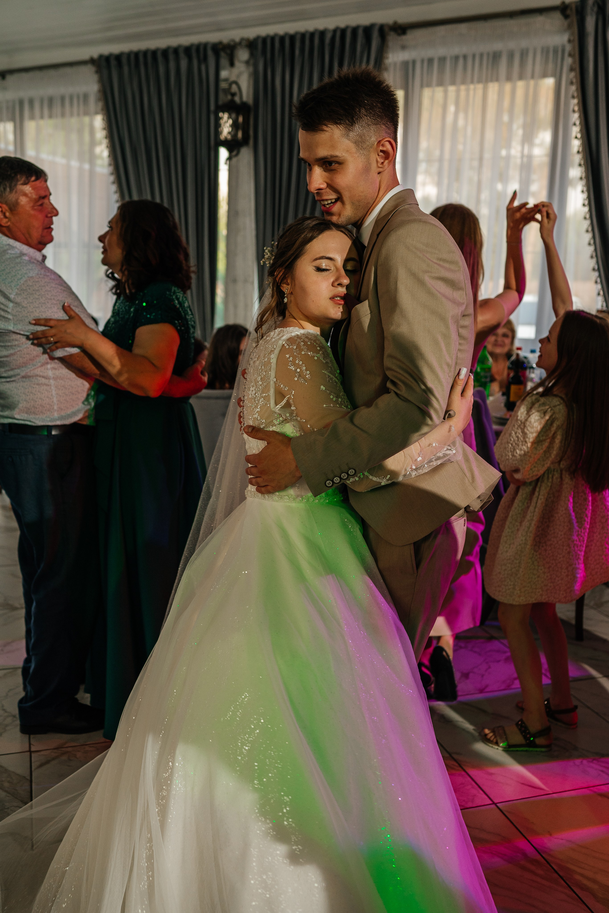 Данил и Леся 5.07.2025. Фотограф в Каменске-Шахтинском Ольга Сагал