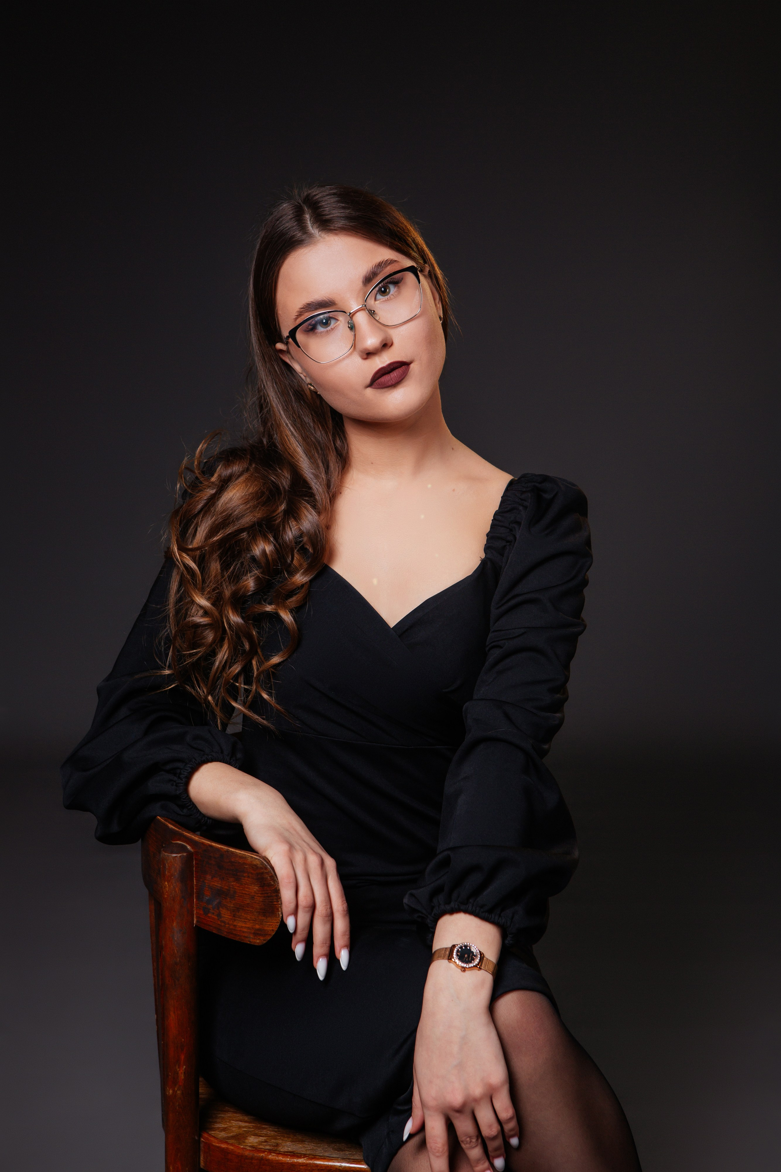 Черный фон. Фото дети. Выпускные альбомы Нижний Тагил