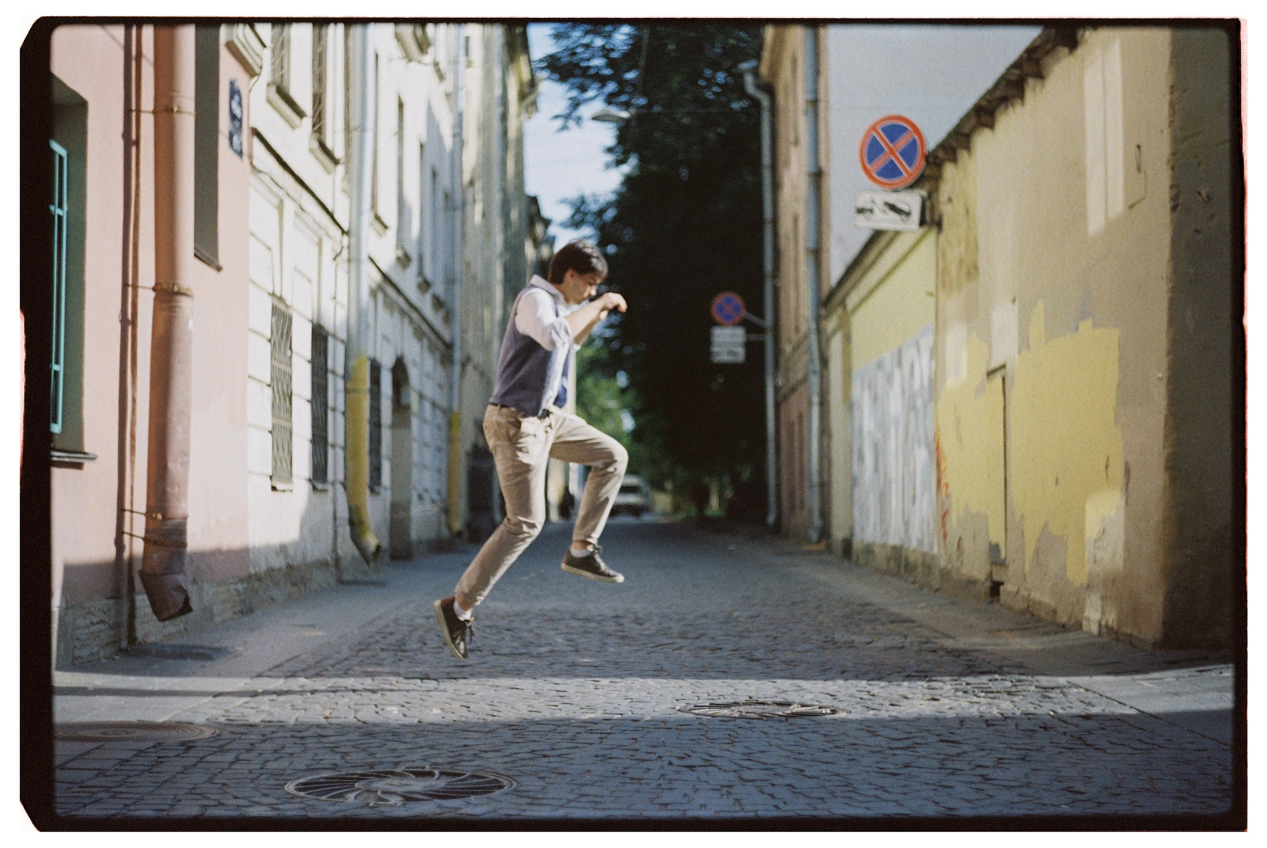 Прогулочная фотосессия на плёнку для Михаила в Санкт-Петербурге. Светлана Гопанюк. Портретный фотограф. Санкт-Петербург. СПб