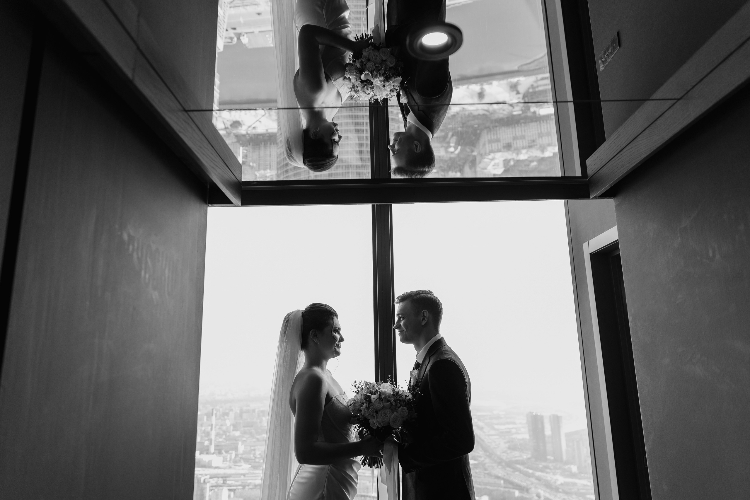 Паша&Настя (роспись Москва-сити Birds). Фотограф в Москве Юлия Хамзина