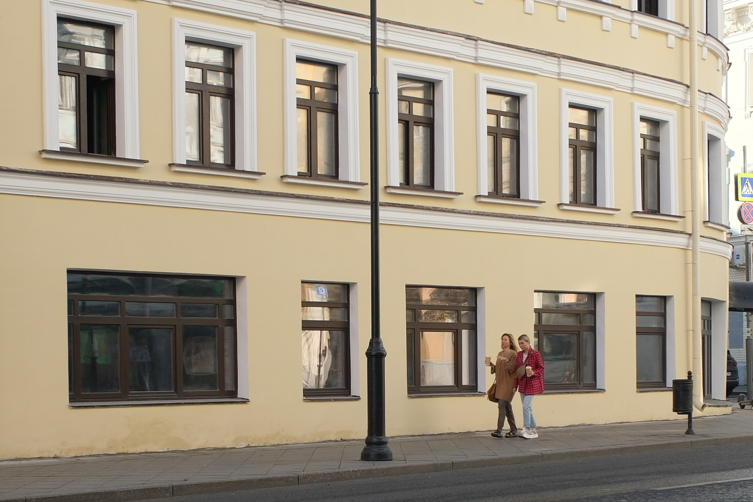 Сентябрь 2025. Улица, люди, жизнь…