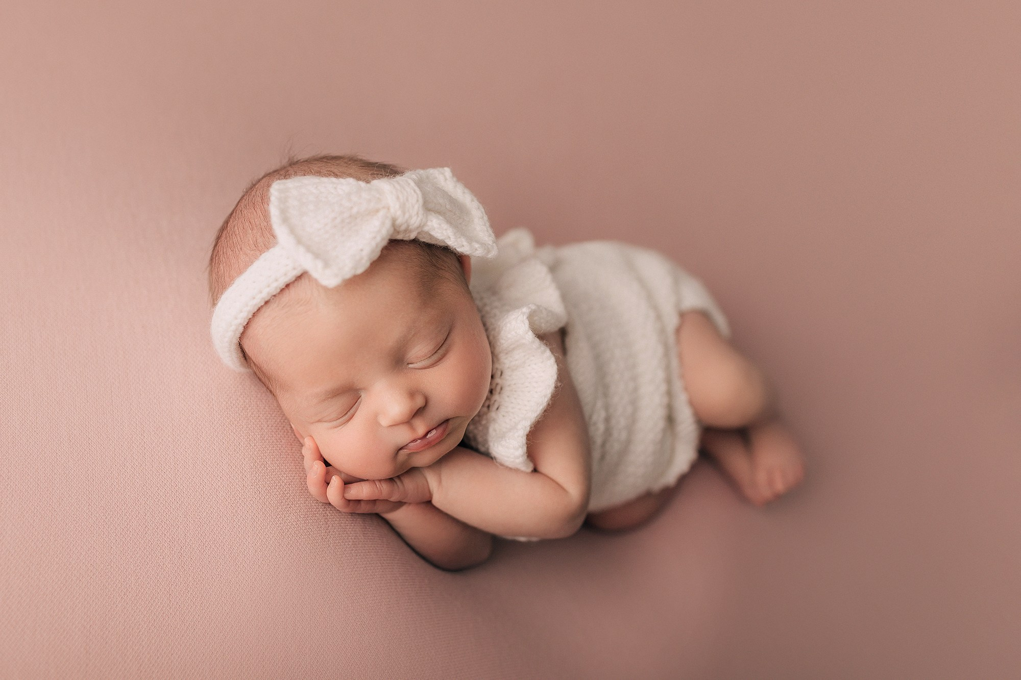 Арина 8 дней. Семейный фотограф новорождённых в Серпухове Юлия Новикова +79637785957