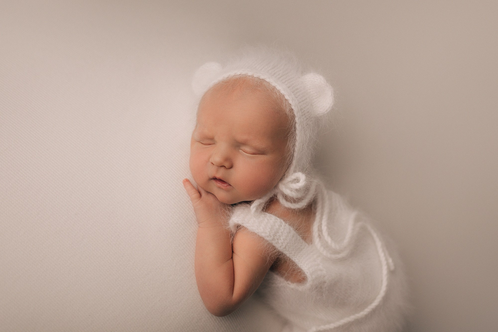 Миша 6 дней. Семейный фотограф новорождённых в Серпухове Юлия Новикова +79637785957