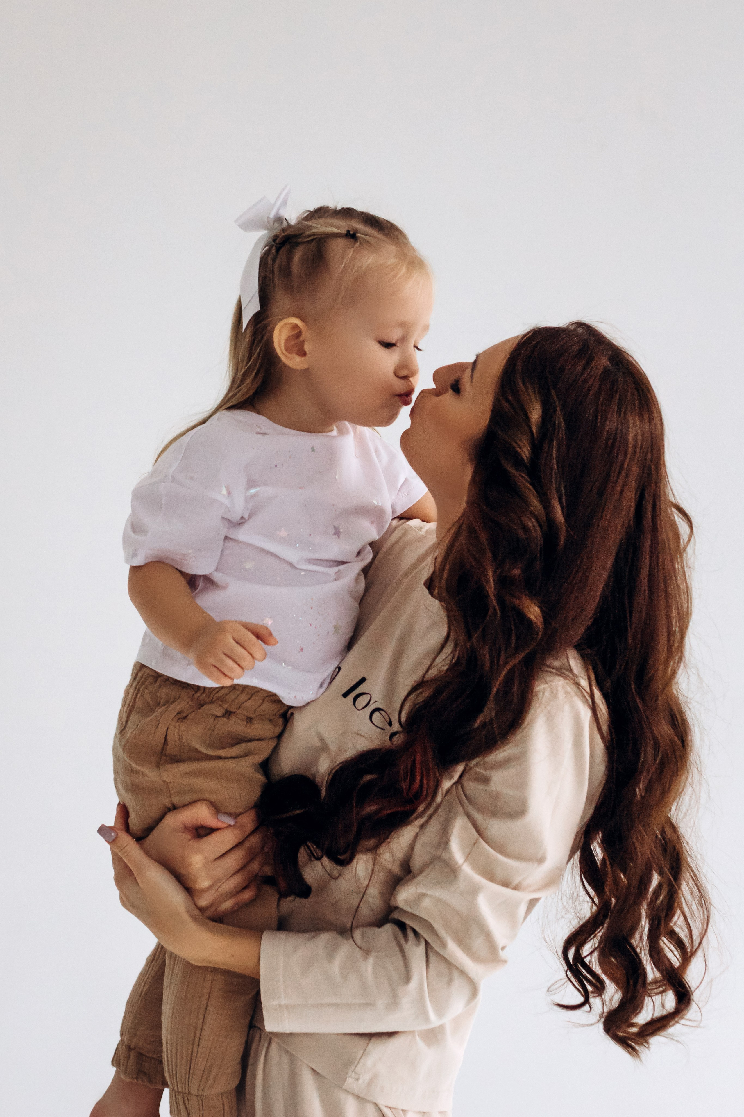 Мама и дочь Вика и Ева. Семейный фотограф в Ростове-на-Дону Безкишкина Татьяна