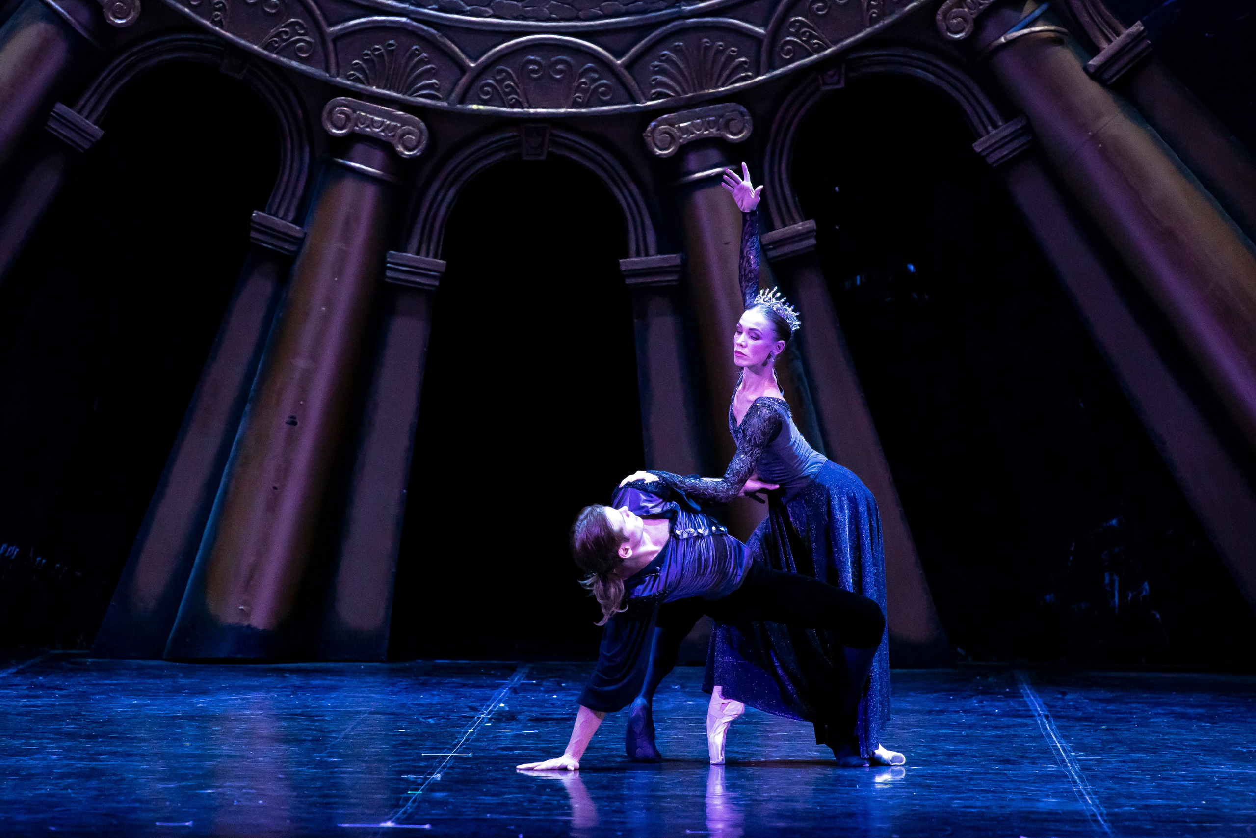 Русский Гамлет спектакль премьера Марийского театра оперы и балета в Зимнем театре г. Сочи. Фотограф в Сочи Юрий Шептаев