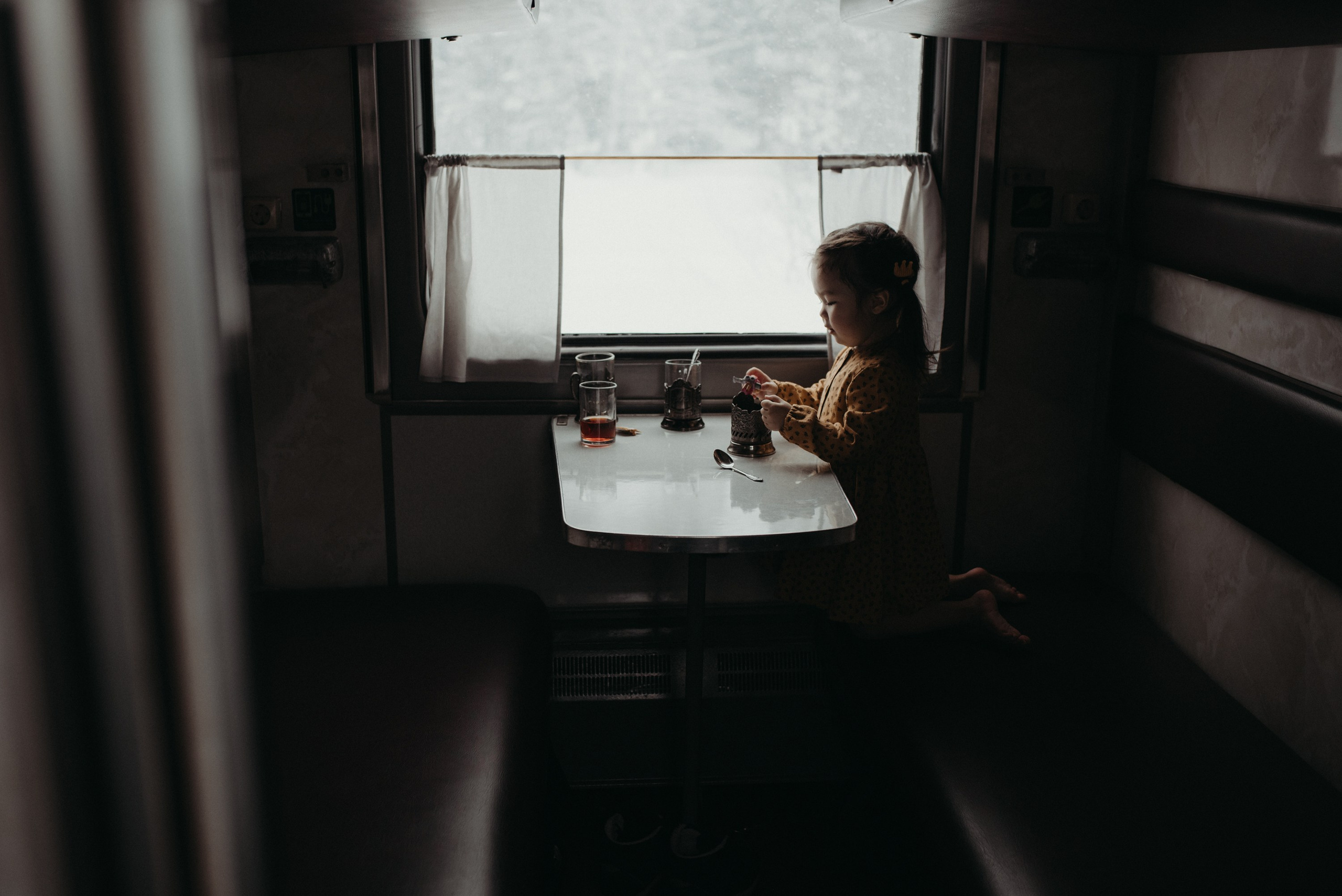 Алиса едет к бабушке. Семейный и детский фотограф в Новосибирске и Краснообске — Анна Ким