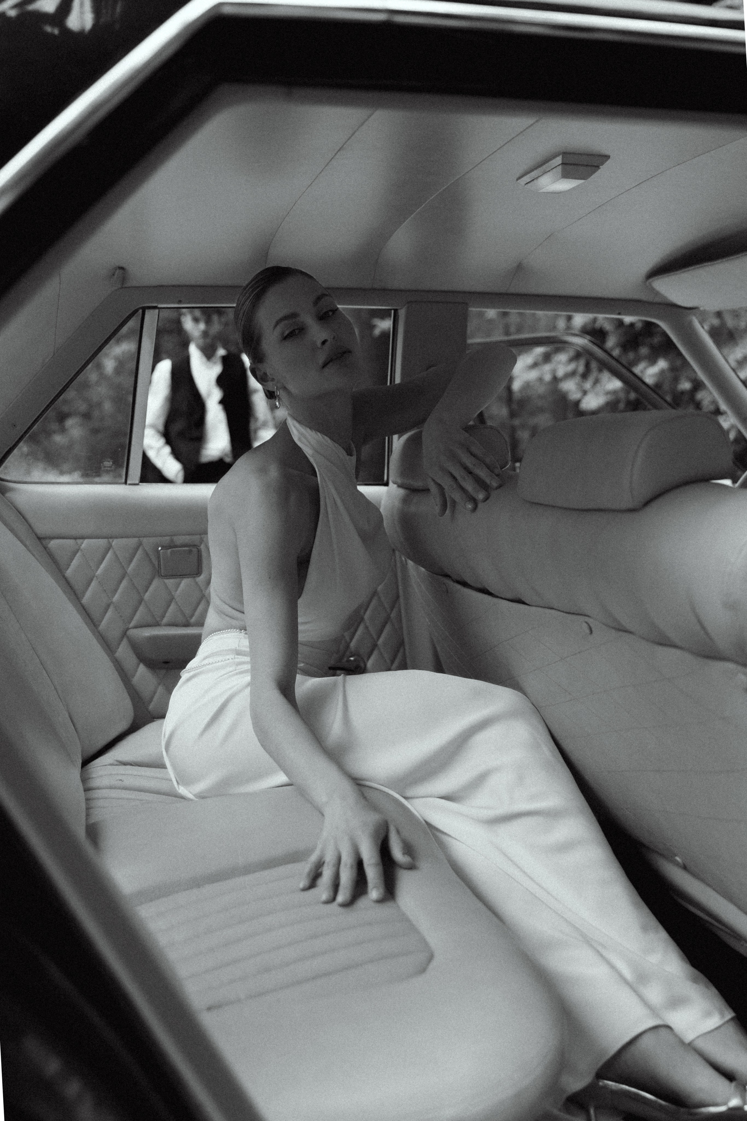 Свадебная фотосессия с ретро-автомобилем. Свадебный фотограф Москва Павел Фетисов