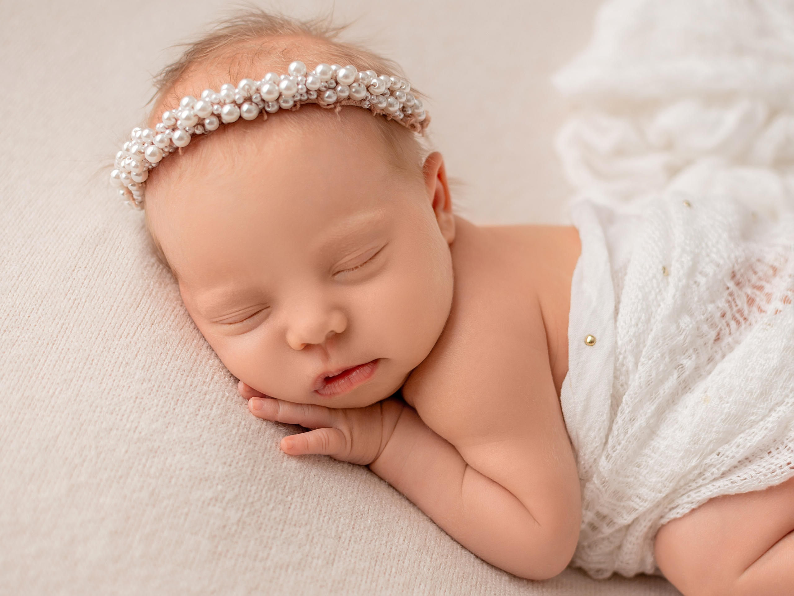 Фотосъёмка новорожденного в Краснодаре в студии. Фотограф новорожденных Краснодар Малышенко Надежда