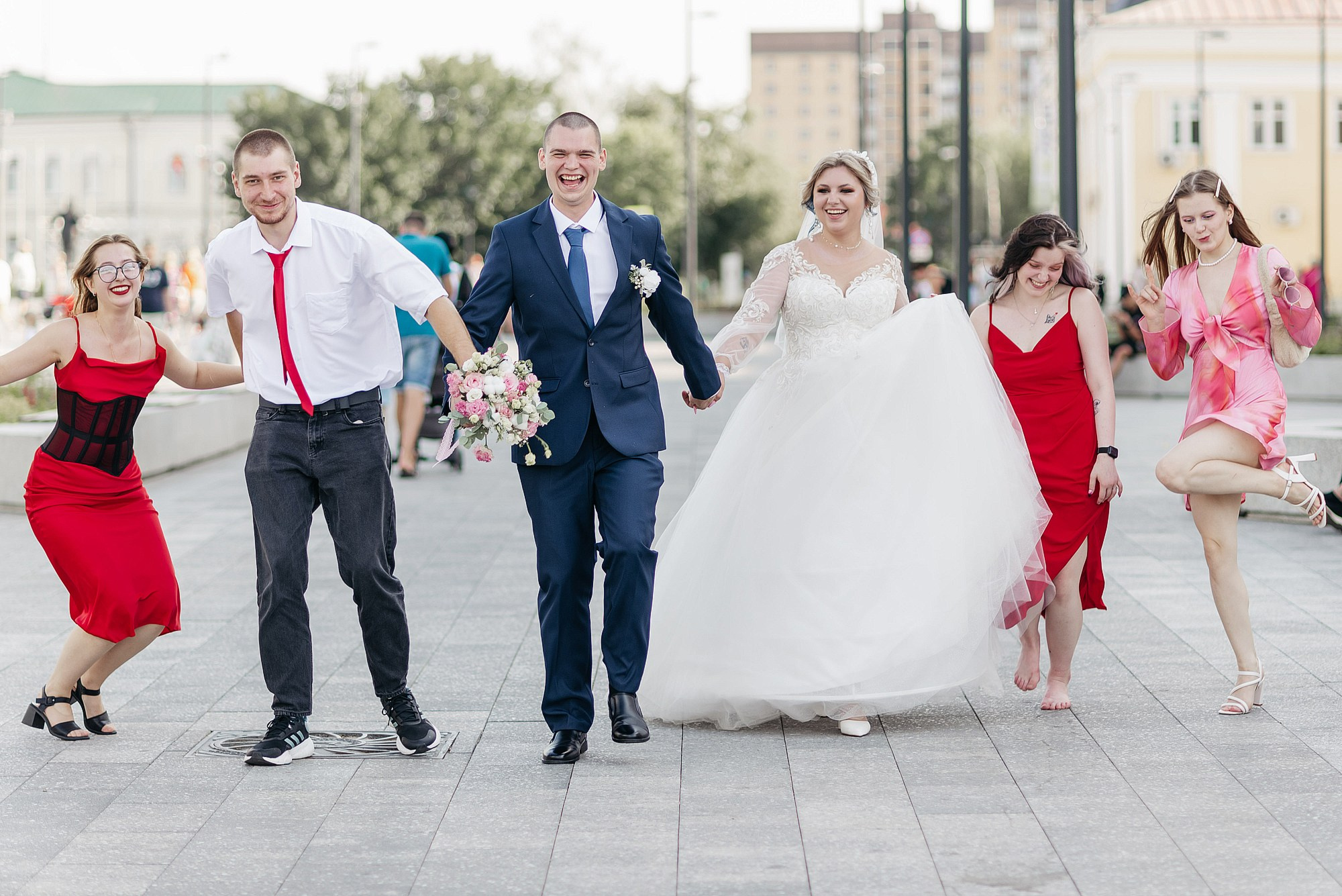 Веселая свадьба