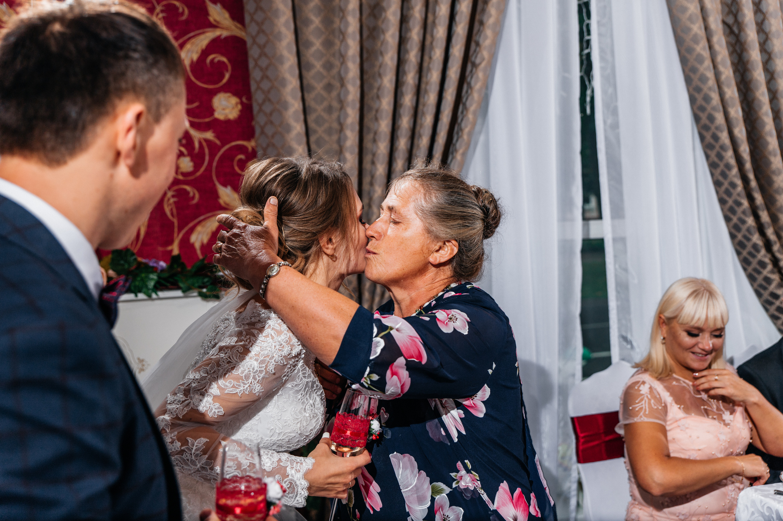 Свадебная фотосессия  Ирины и Геннадия Полоцк Новополоцк Витебск Минск. Свадебный фотограф Елена Ловцевич