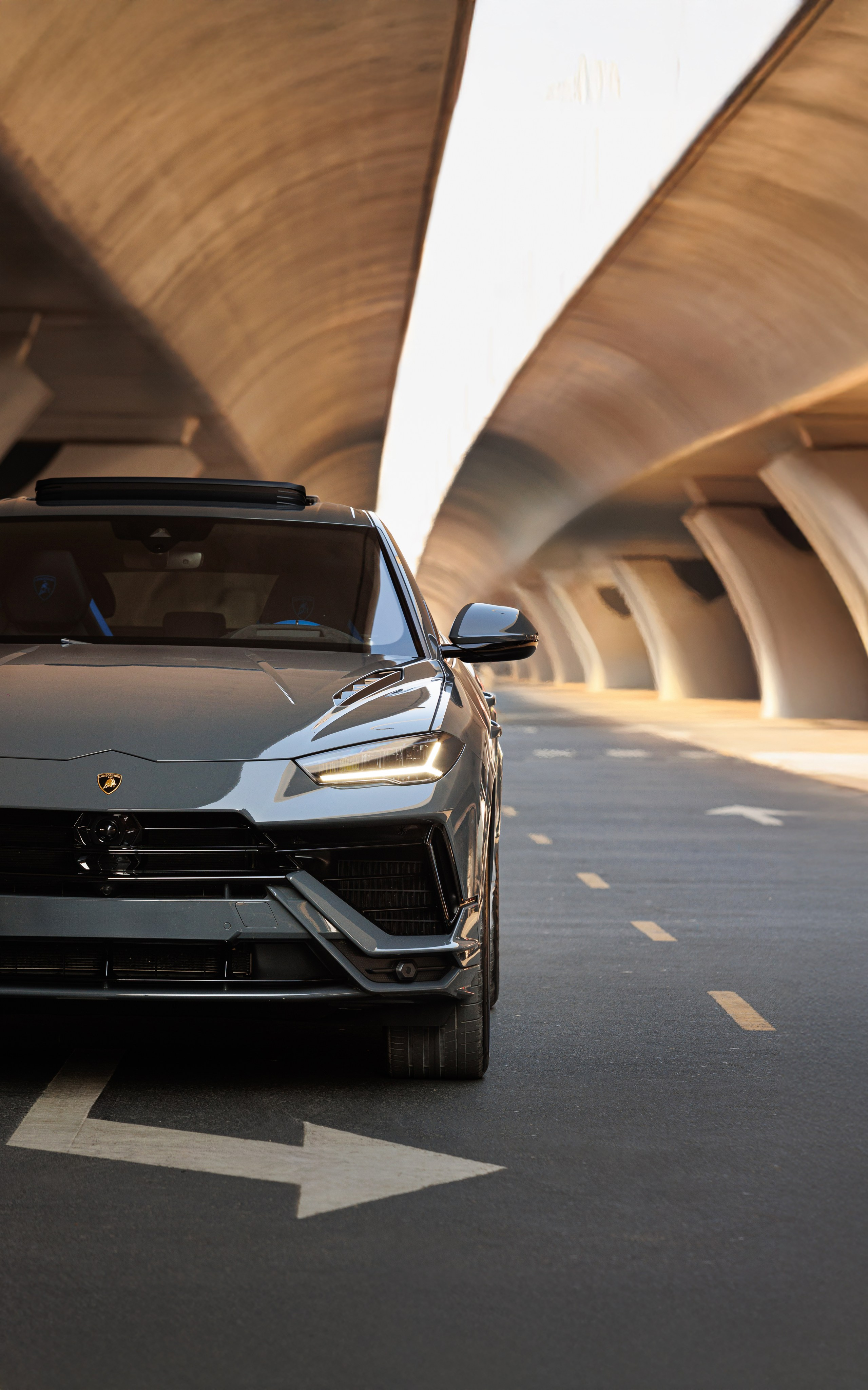 Lamborghini Photoshoot in Dubai — Luxury Car Photography. Evgen Yatsenko — Photographer in Dubai