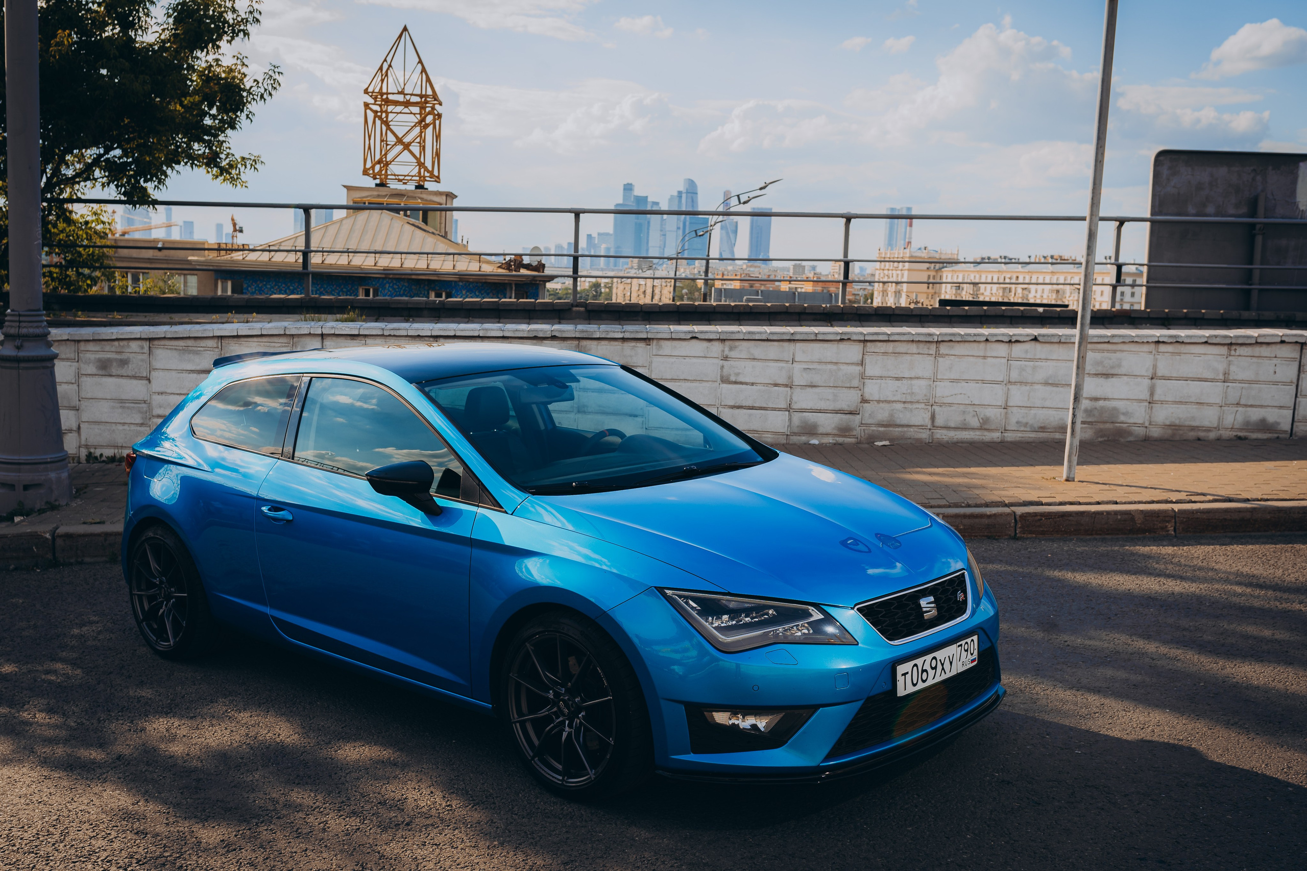 Seat leon. Фотограф Торопец Кристина Абрамова Kanwellia photography