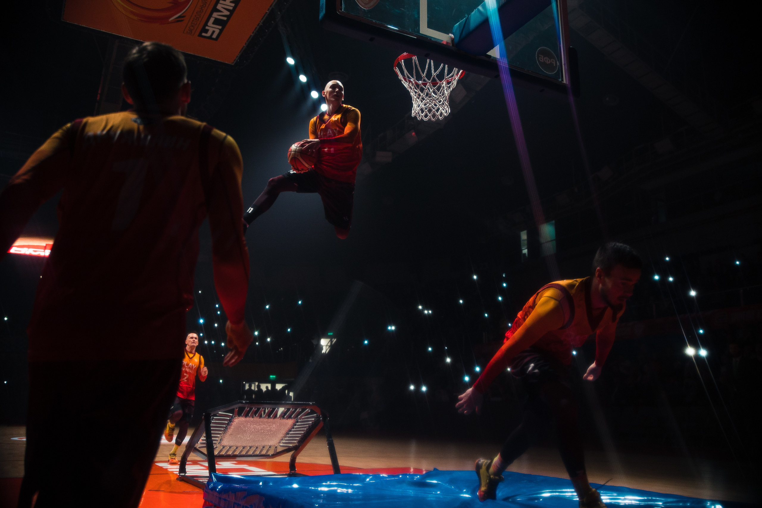 Спорт. Tony Mikhailov