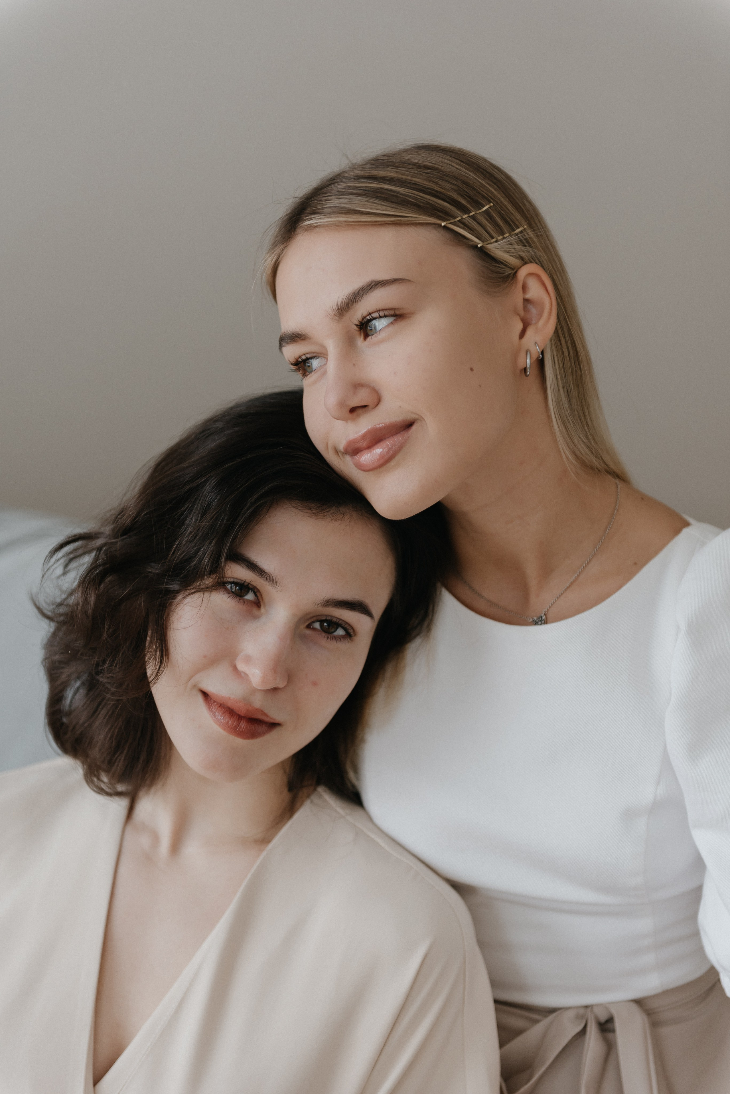 В студии большой семьёй