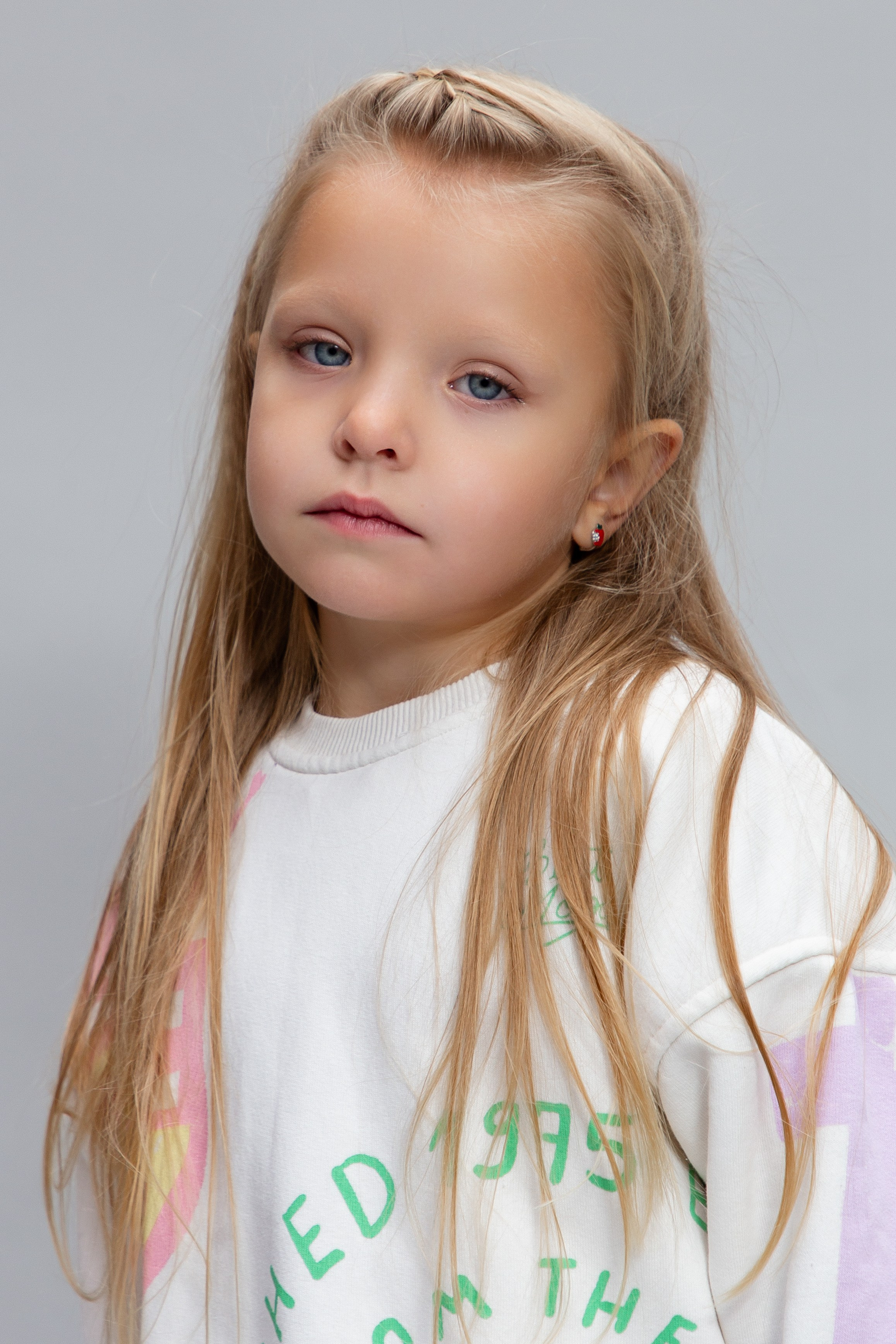 София, 6 лет, рост 128 см. Efimova Model Agency