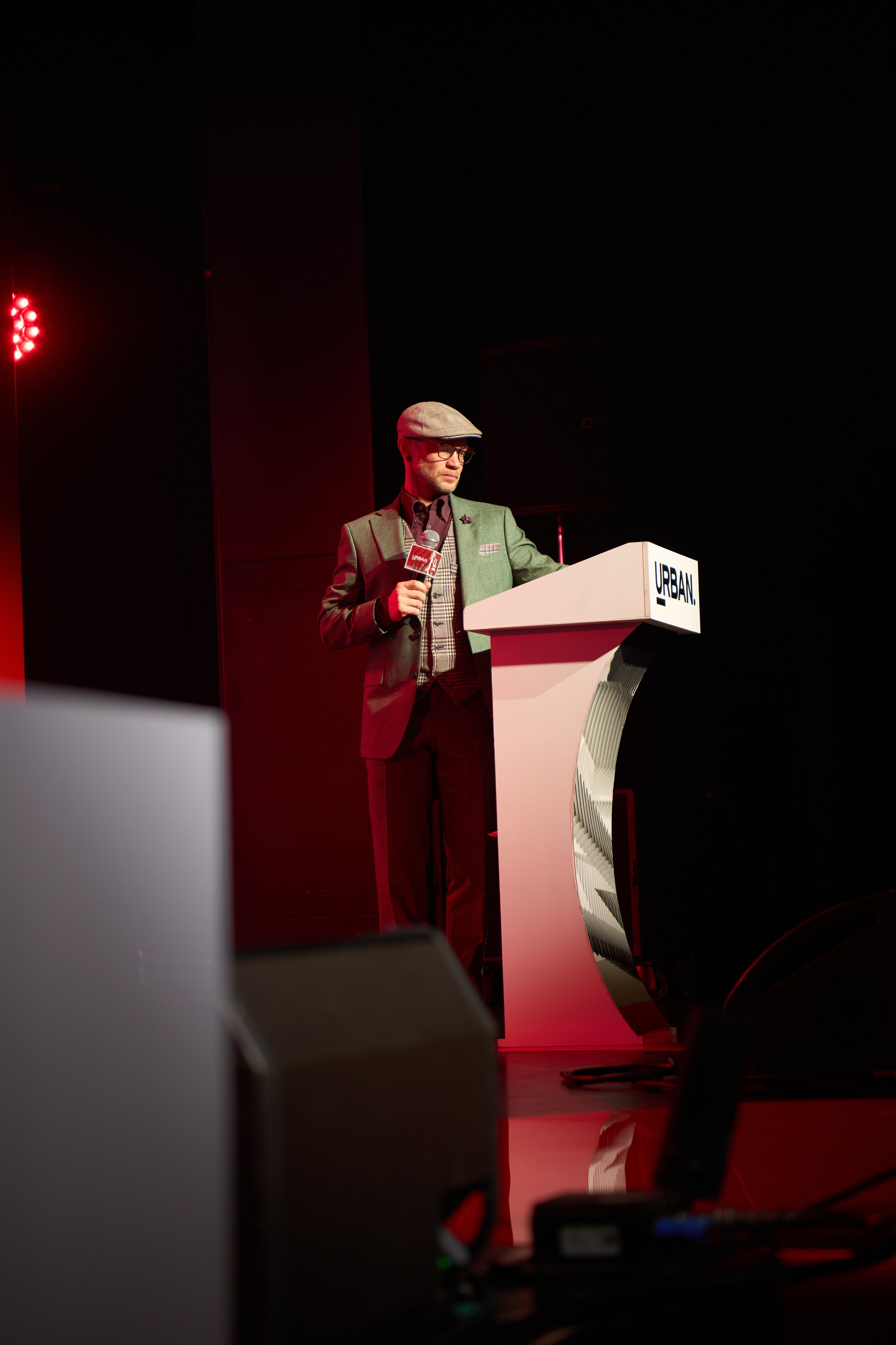 Репортажный фотограф в Москве Вадим Галанин