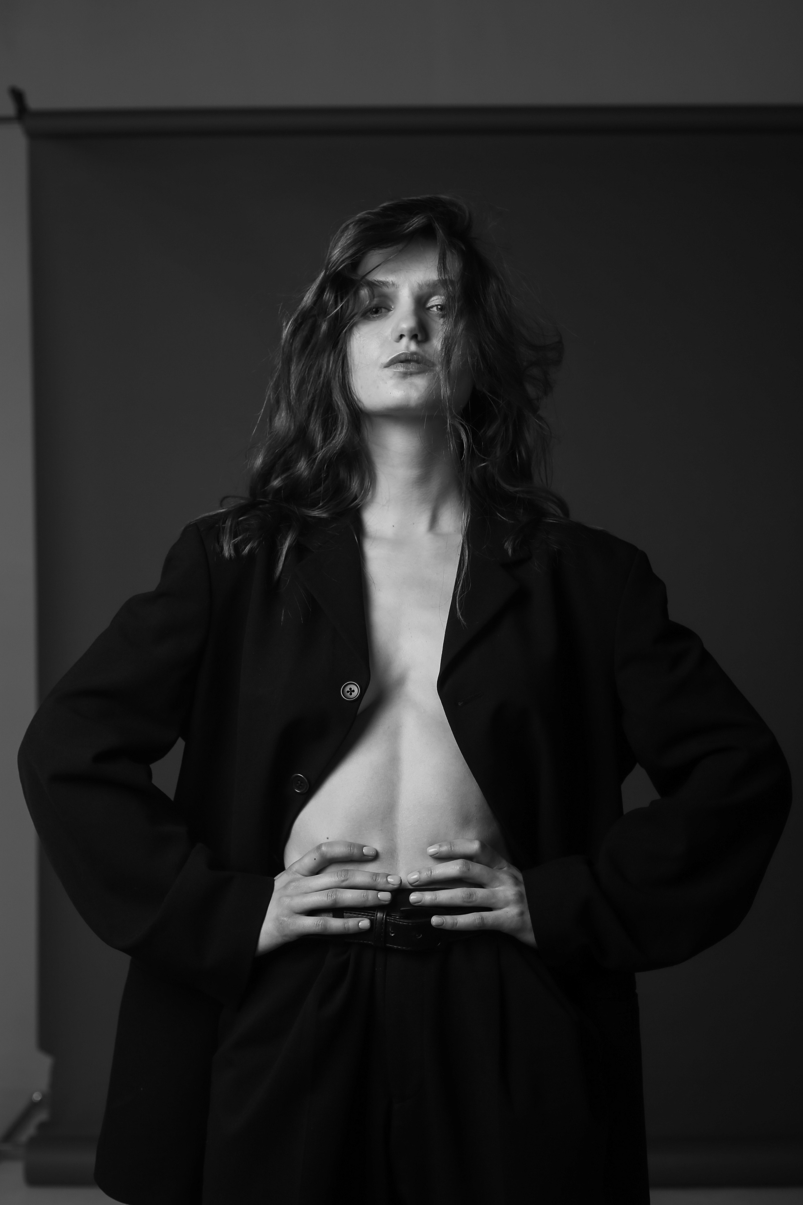 Монохром. Фотограф в Воронеже. Портреты, контент, семейные сьемки