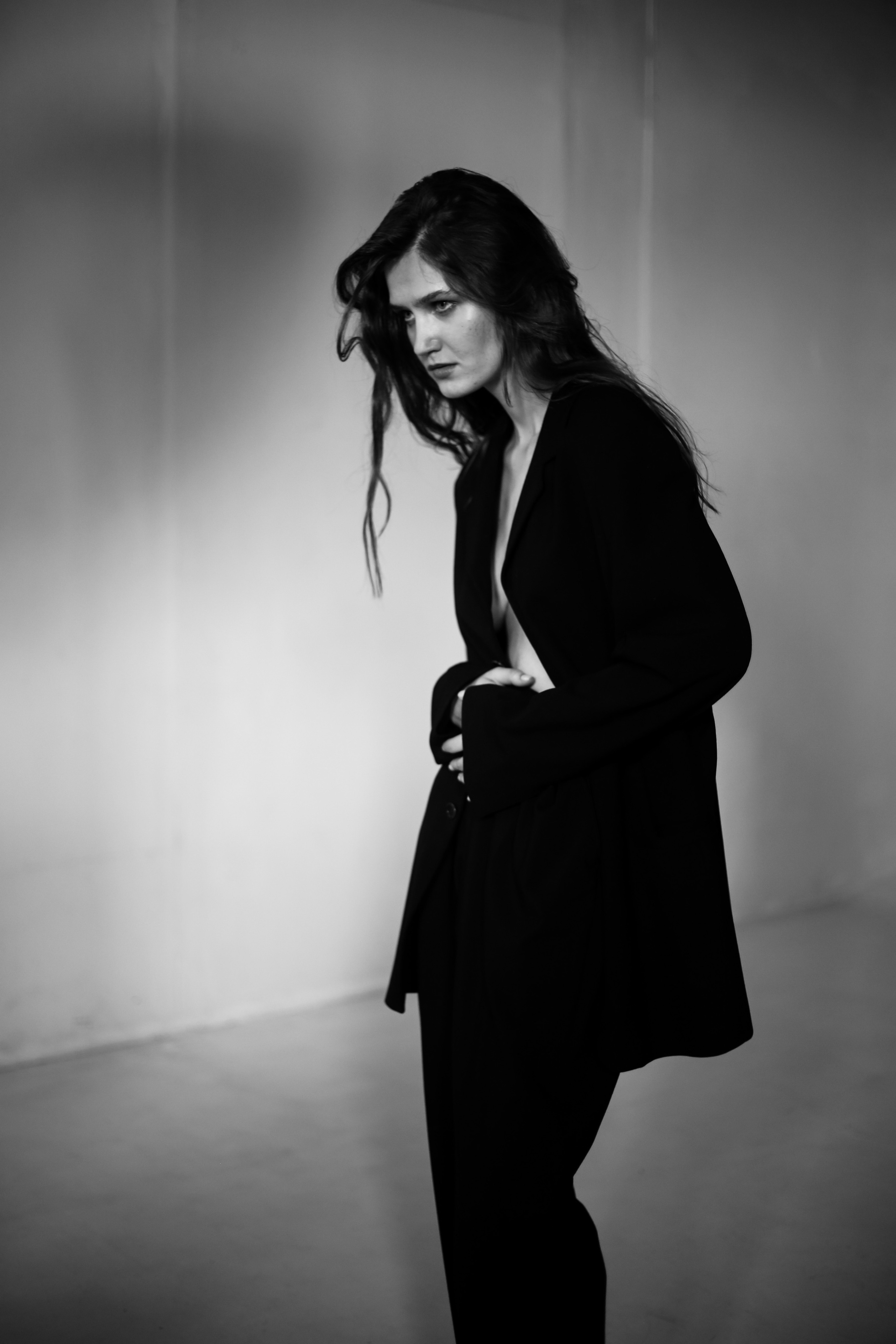 Монохром. Фотограф в Воронеже. Портреты, контент, семейные сьемки