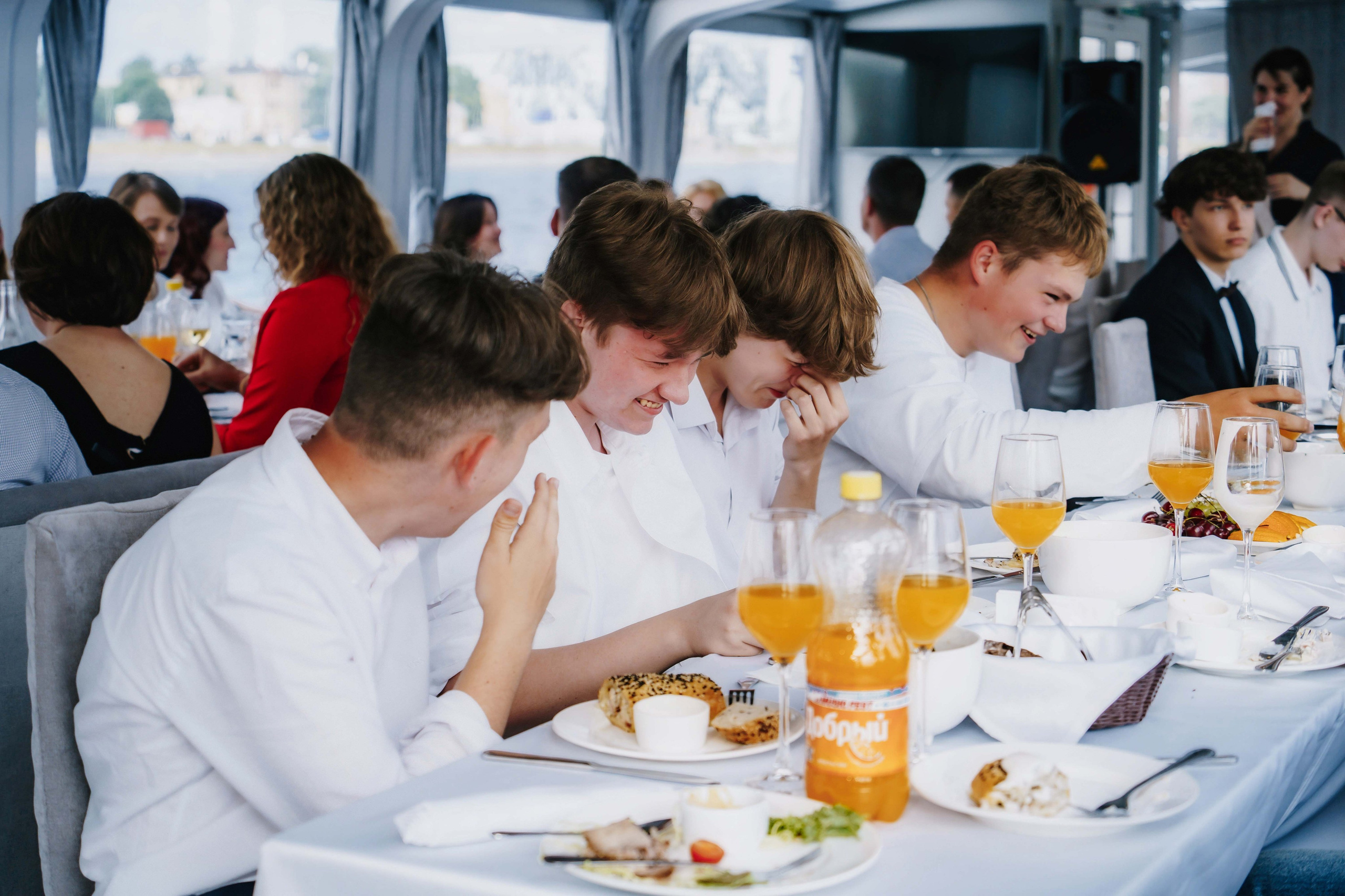 Выпускной 9В. Свадебный и семейный фотограф в Санкт-Петербурге Виктор Голубев