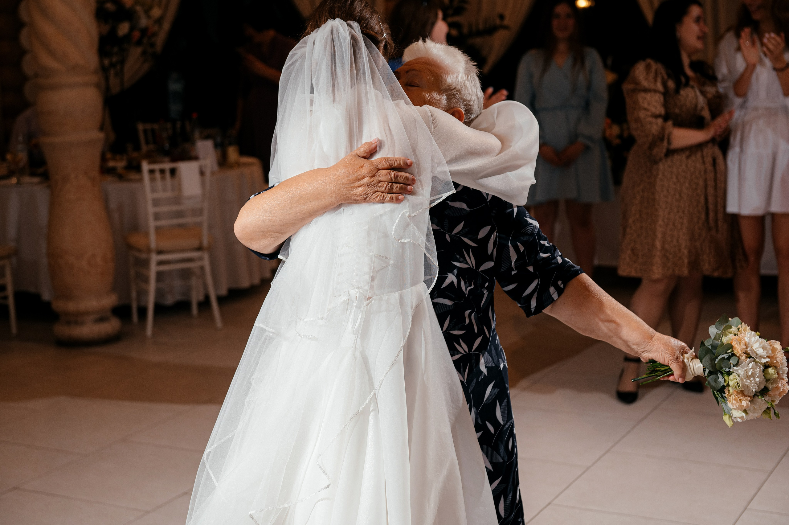 Дождик свадьбе не помеха! Гребнево, Барин. Свадебный и семейный фотограф Виктория Носачёва. Щелково, Москва и МО