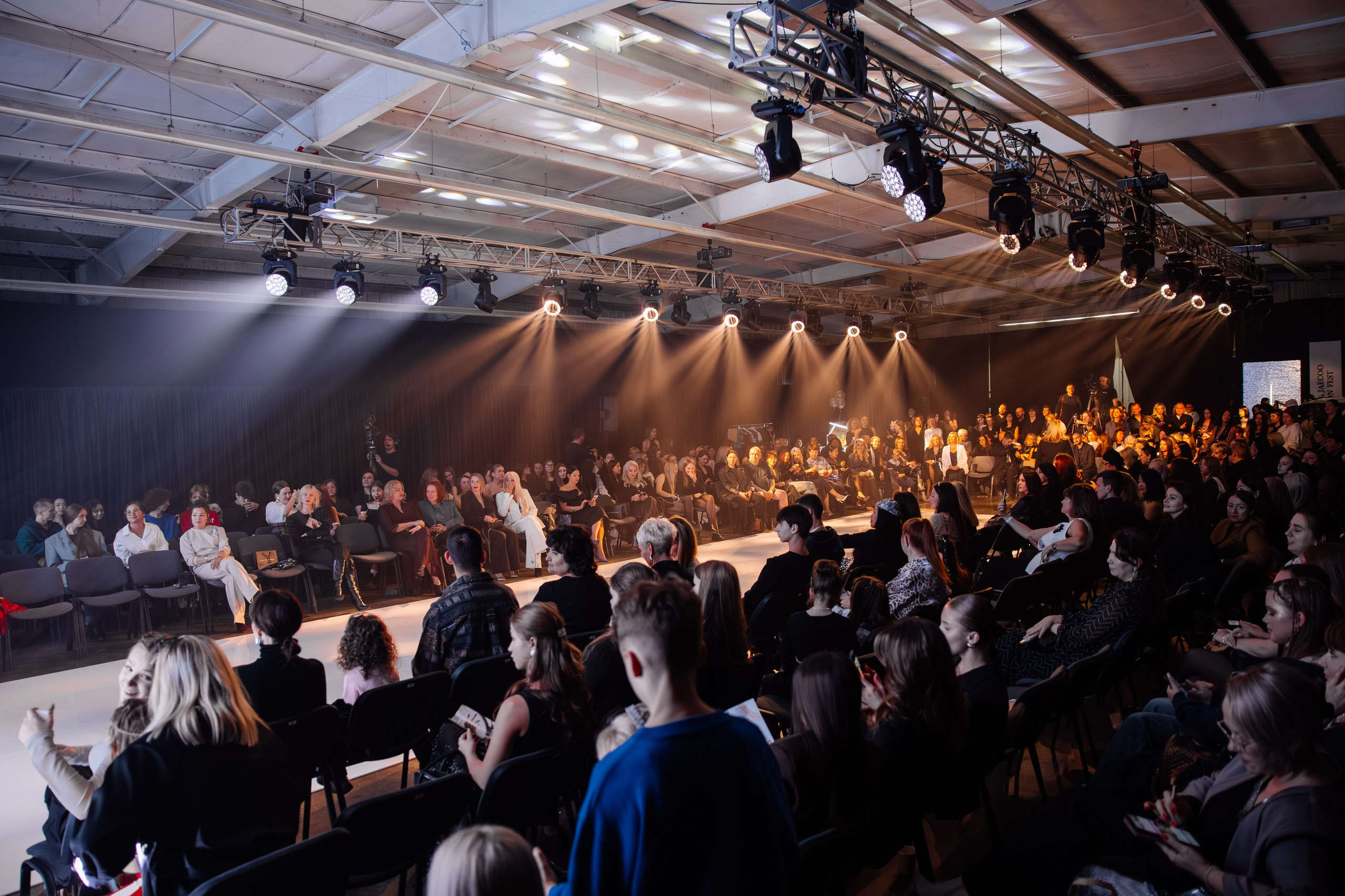 O&J FASHION FEST 2025. Свадебный фотограф в Иркутске Бобылев Никита