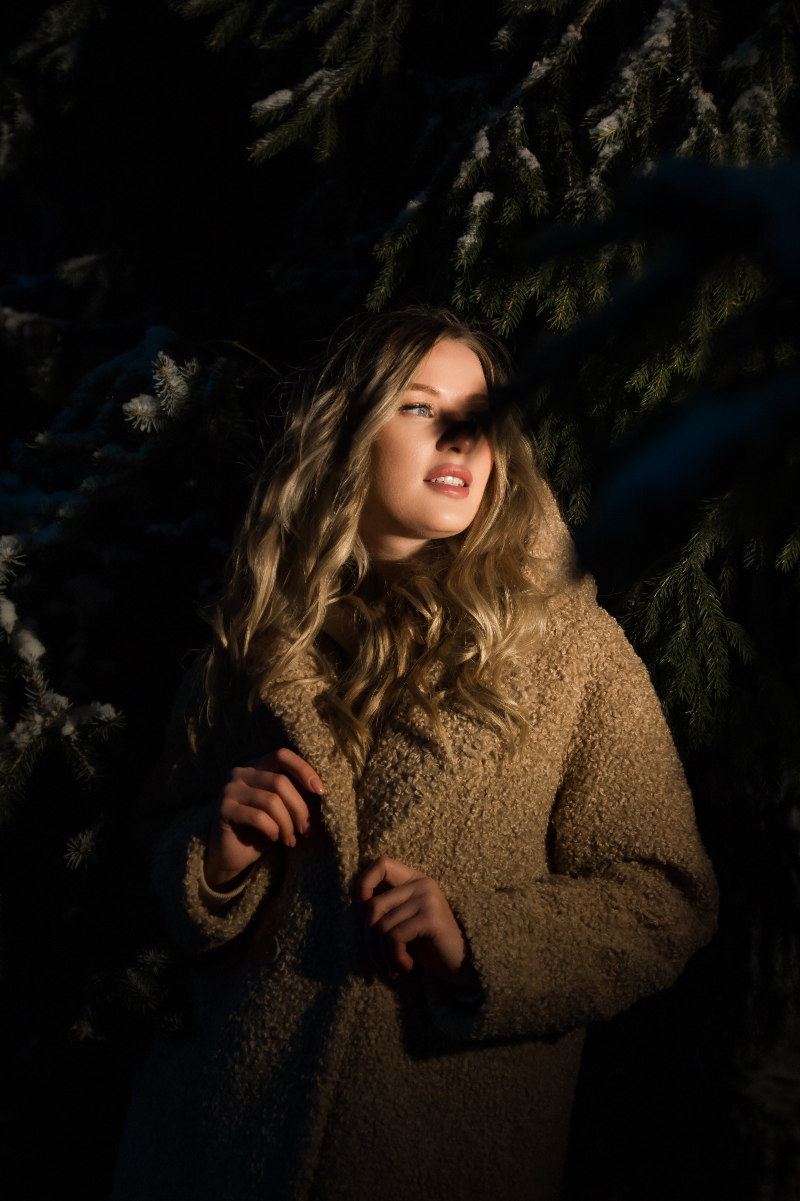 Морозный день. Женский портрет и немного больше в Санкт-Петербурге