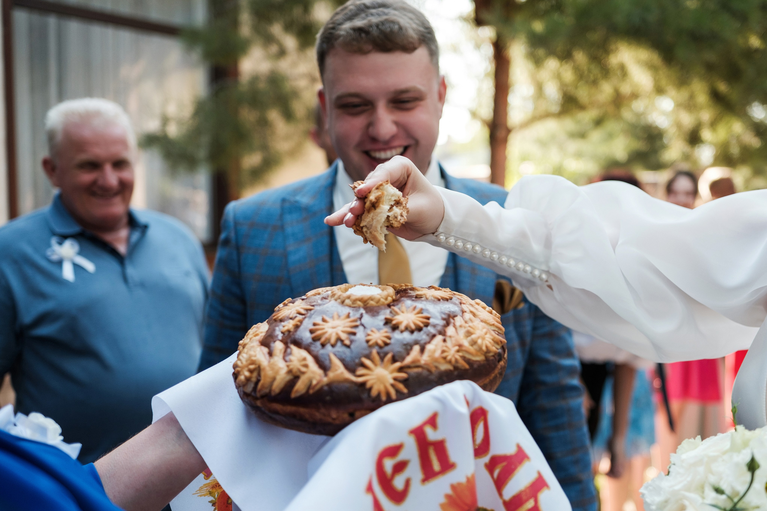 Виктор и Анна. Свадебный фотограф | репортаж | праздники | крещение