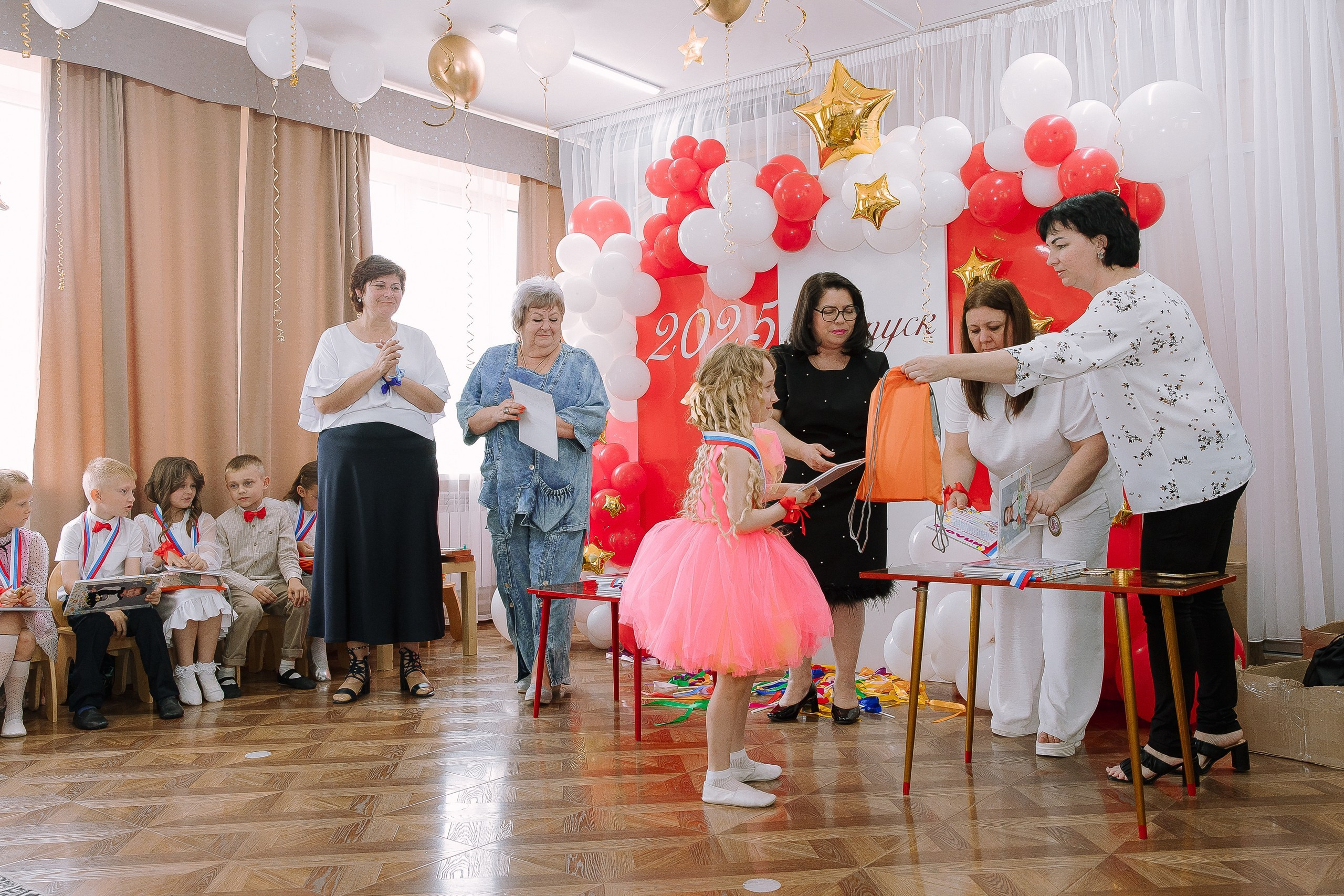 Выпускной в ДС 26. Выпускные альбомы Натальи Бутко: Новороссийск, Анапа, Геленджик