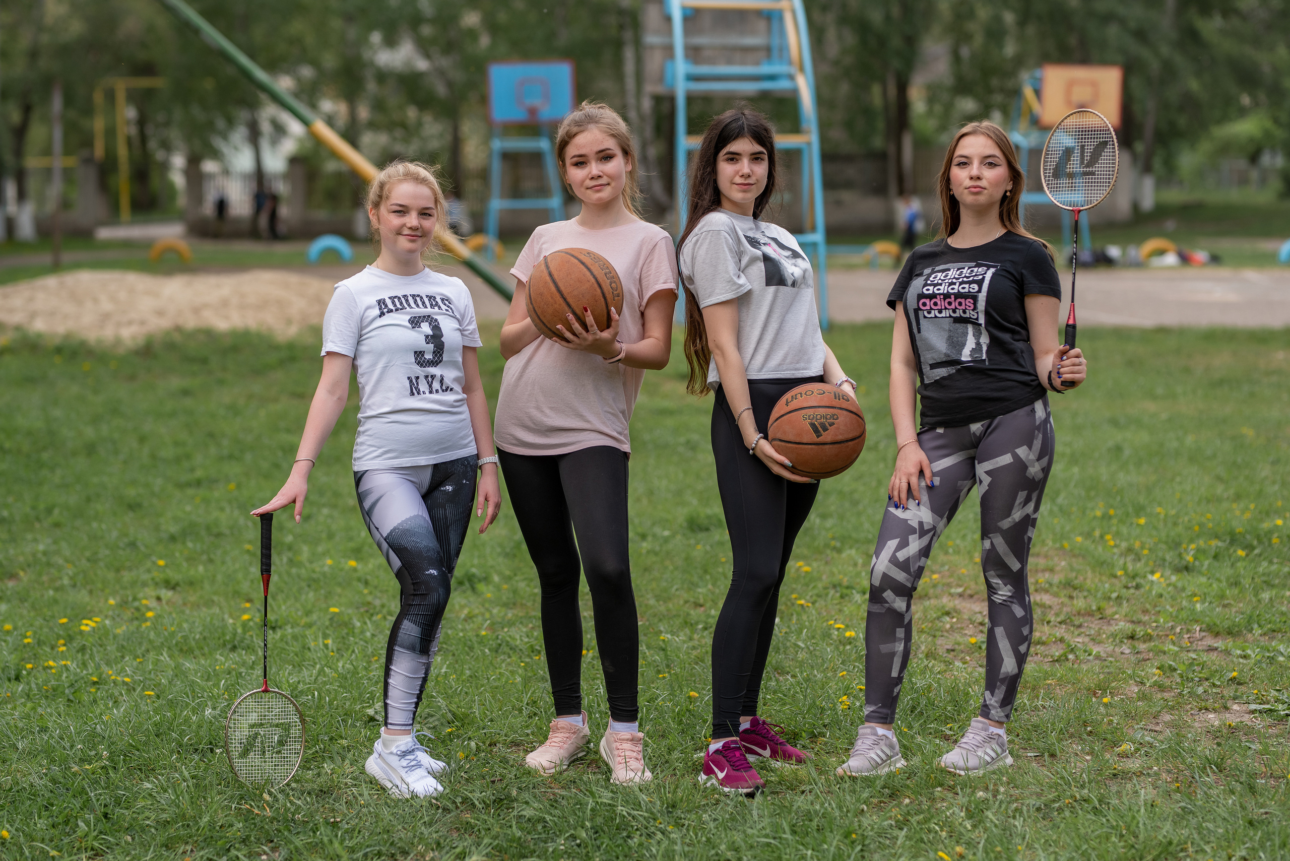 11кл на спортплощадке. Школьный и семейный фотограф в Ульяновске Елена Агафонова