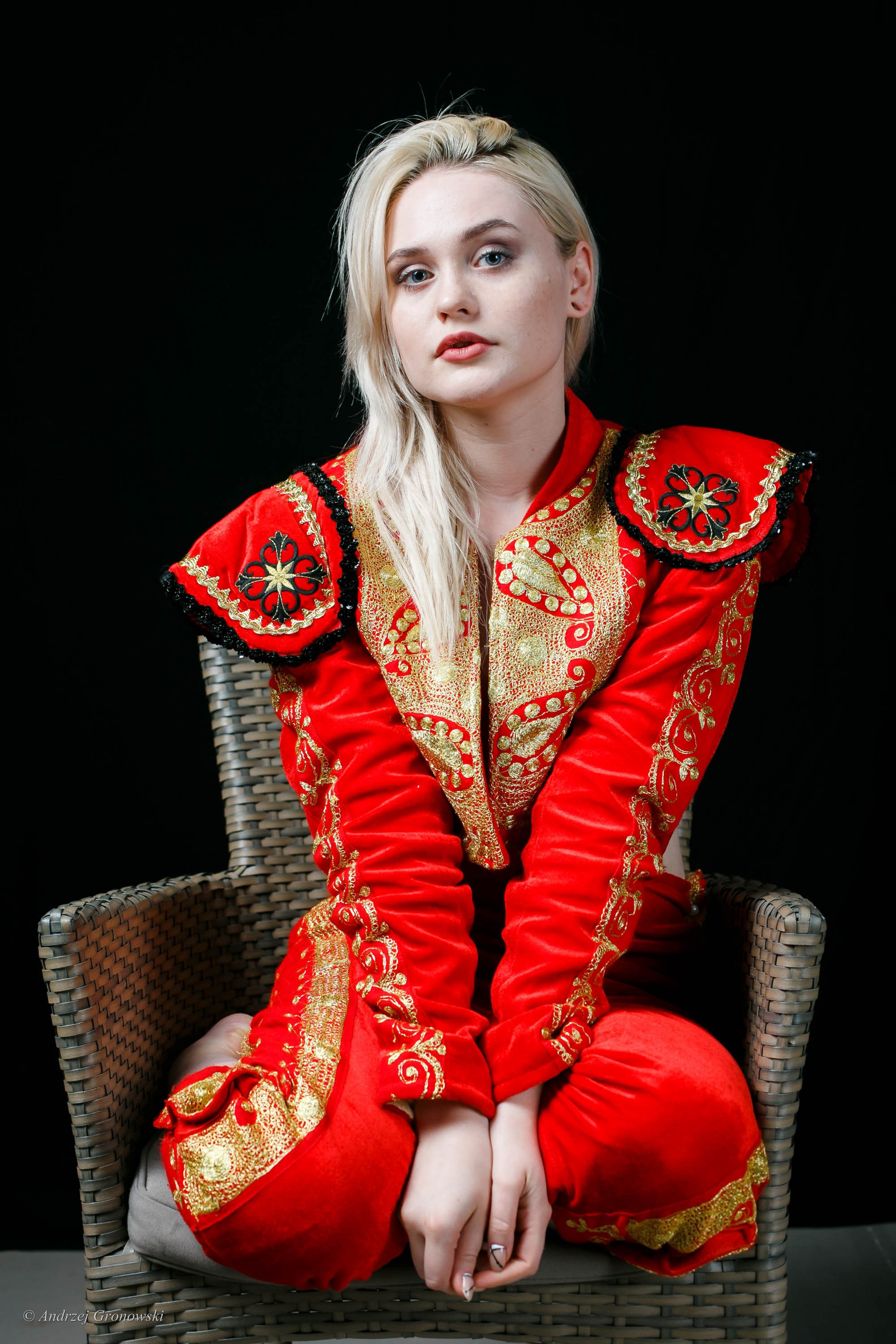 Rina/студия. A. Гроновски —Портретный женский фотограф в Калининграде| Портреты, НЮ, Репортажи