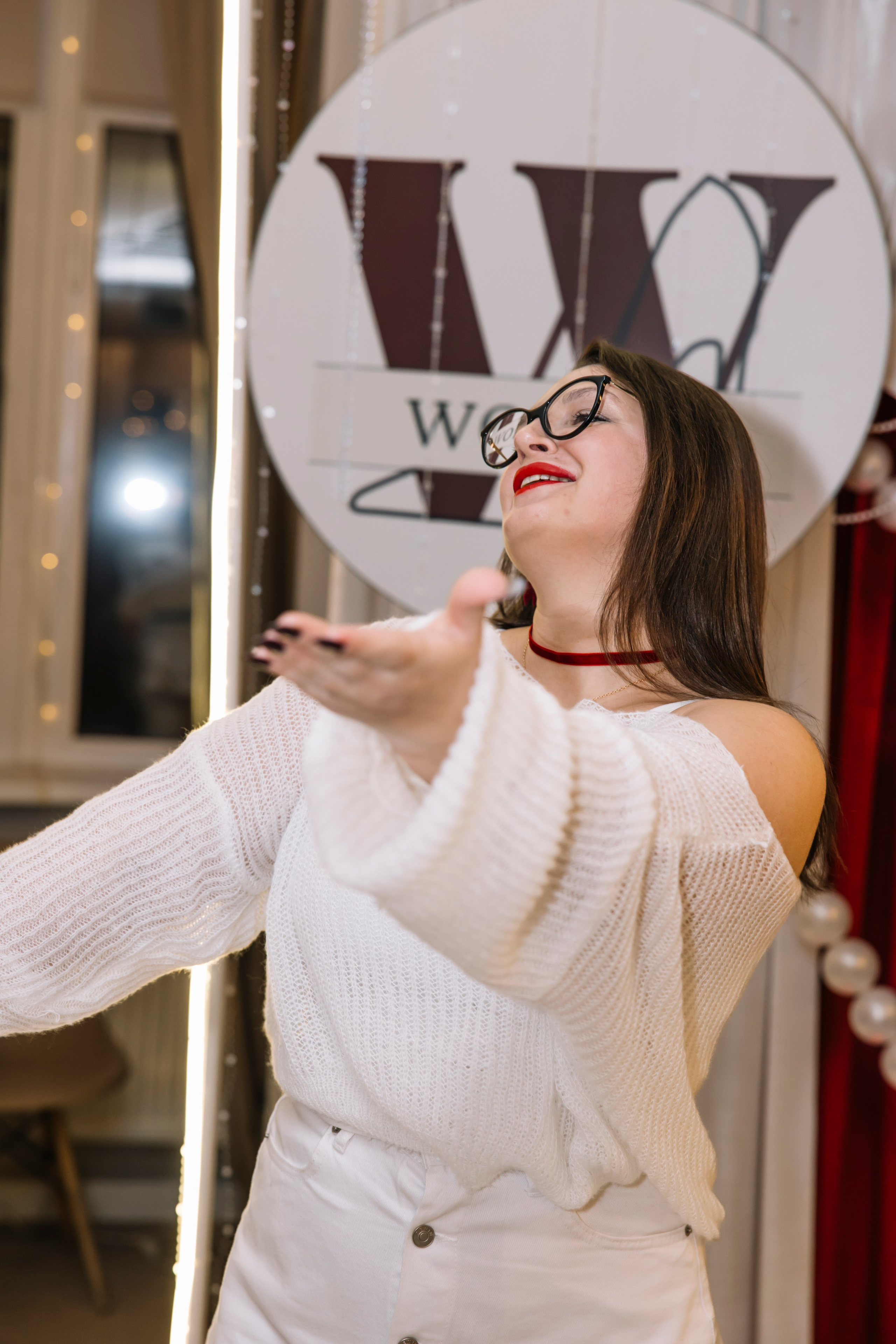 День рождения ЖК «WoWWoman». Сказочный фотограф для Вас и Вашей семьи