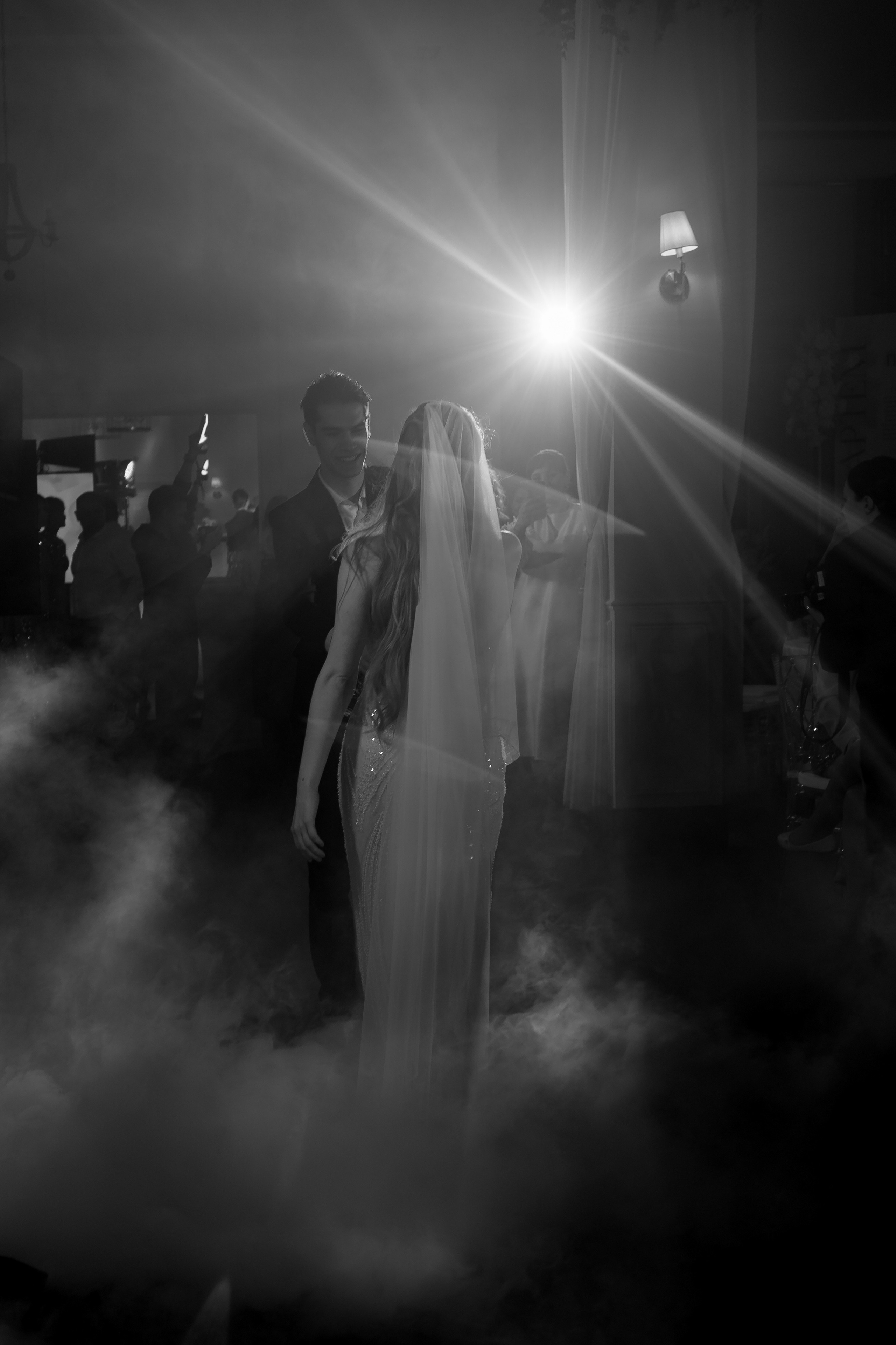 СВАДЕБНАЯ СЬЕМКА СБОРОВ В ОТЕЛЕ И ВЫЕЗД НА ЦЕРЕМОНИЮ (СНЯТО В СИБИРЕ В НИЖНЕВАРТОВСКЕ). Профессиональный фотограф, Санкт-Петербург — Виктория Богомолова