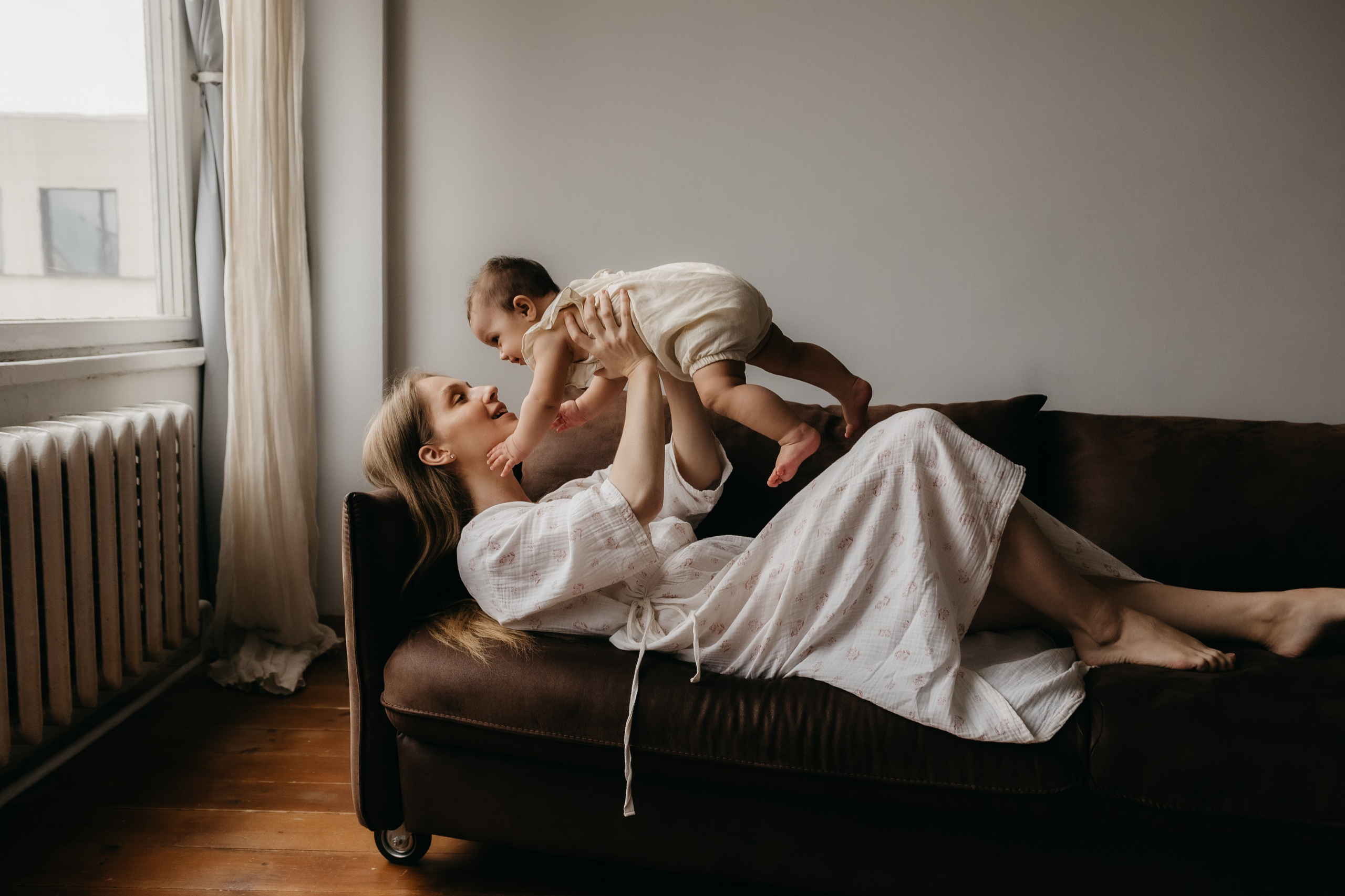 Александра и Агния. Гаврилова Настя семейный фотограф lifestyle в Москве